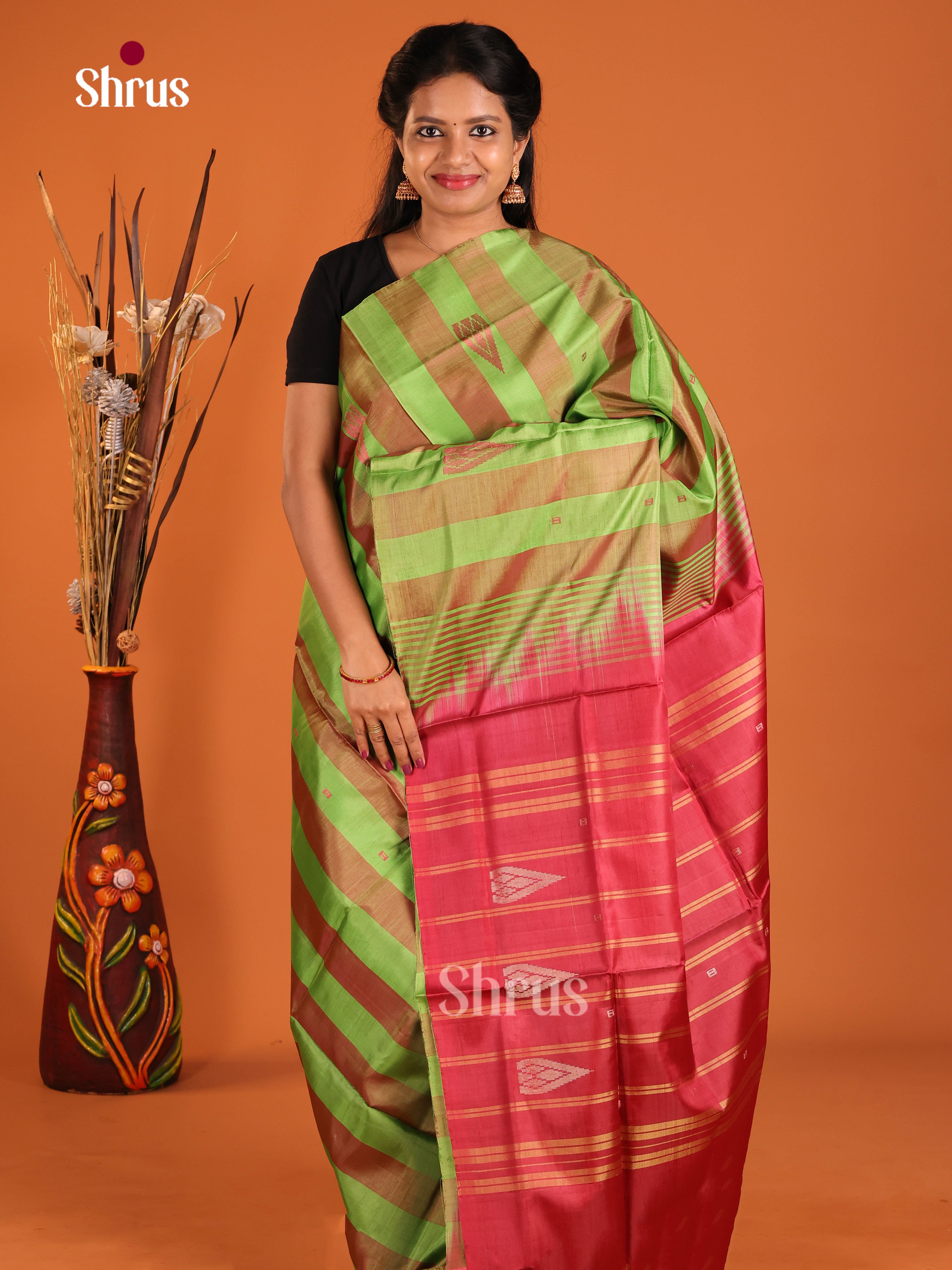 Green & Red - Banana Pith without blouse Saree