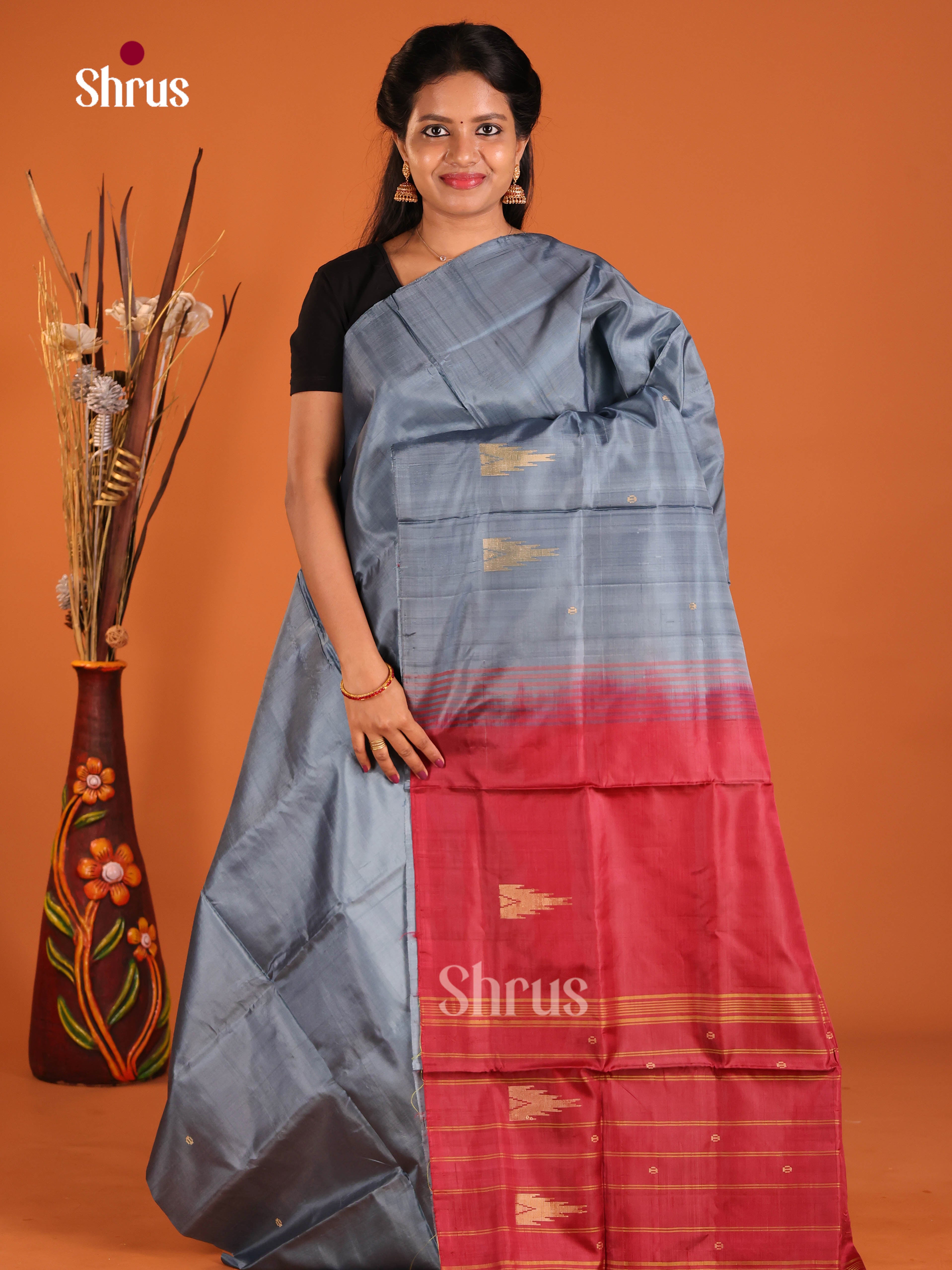 Grey & Red - Banana Pith without blouse Saree - Shop on Shrus.com