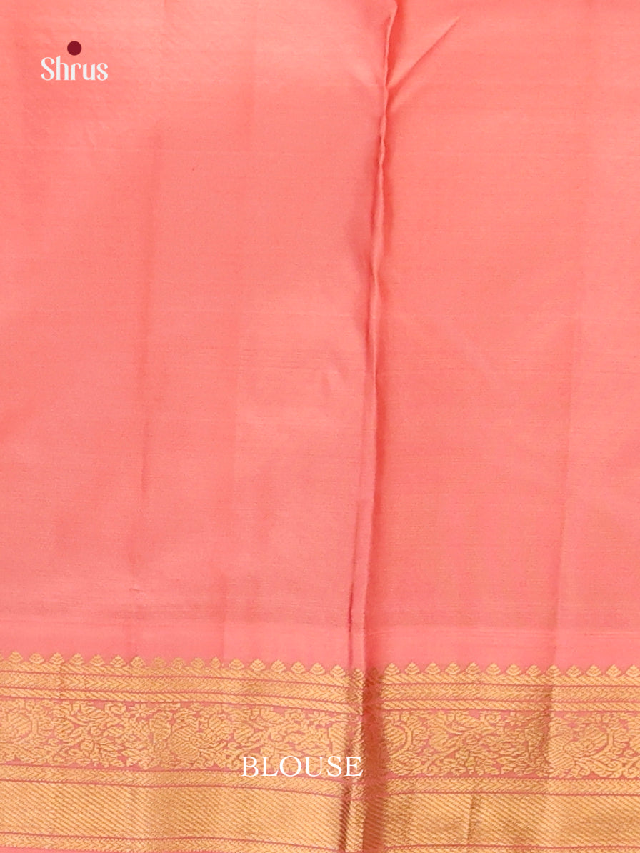 Graceful Green Kanjivaram Saree with Gold buttas & small Peach Zari Woven border 2