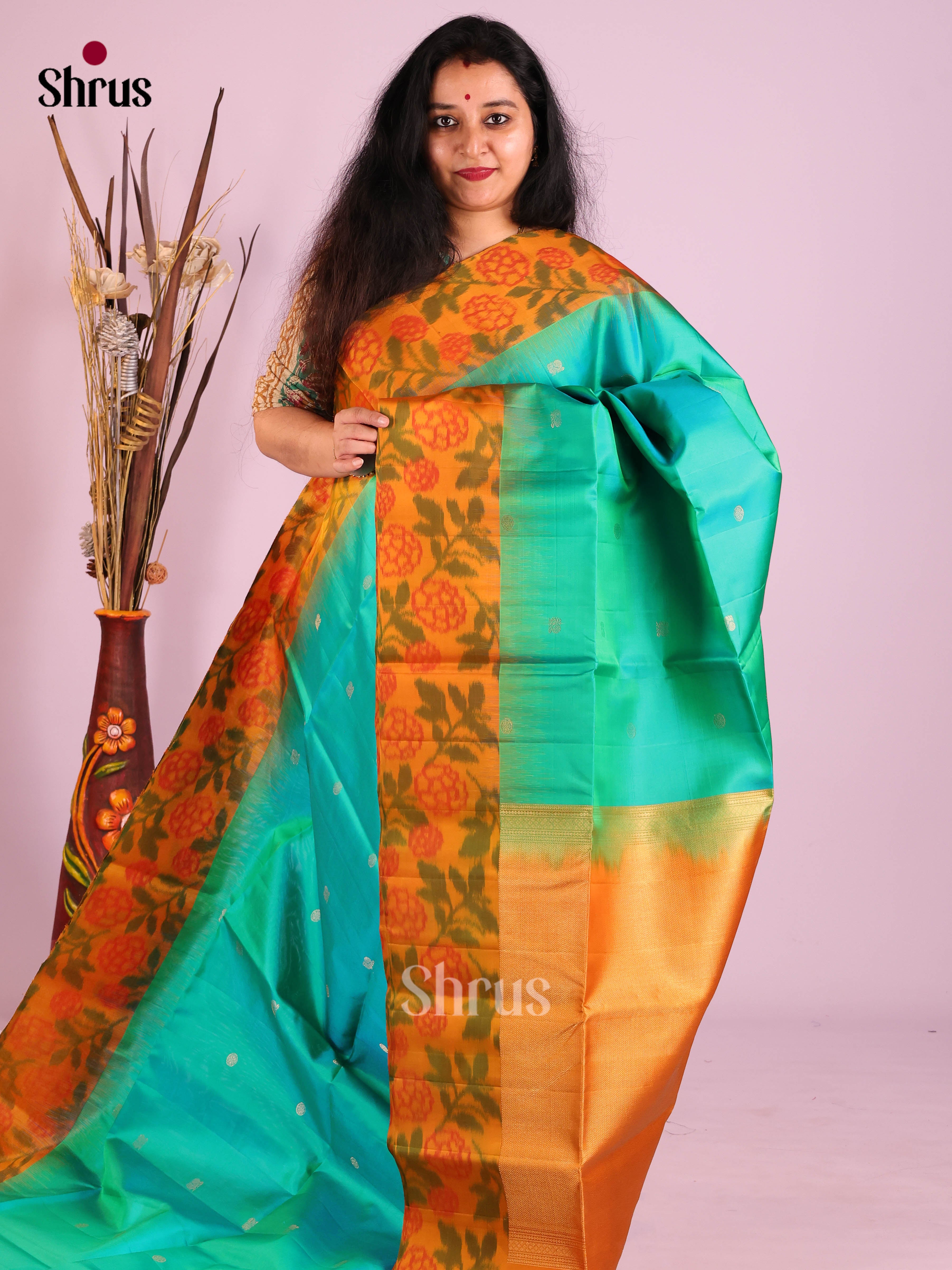 DIS30748 - Soft Silk (HR) Saree - Shop on Shrus.com
