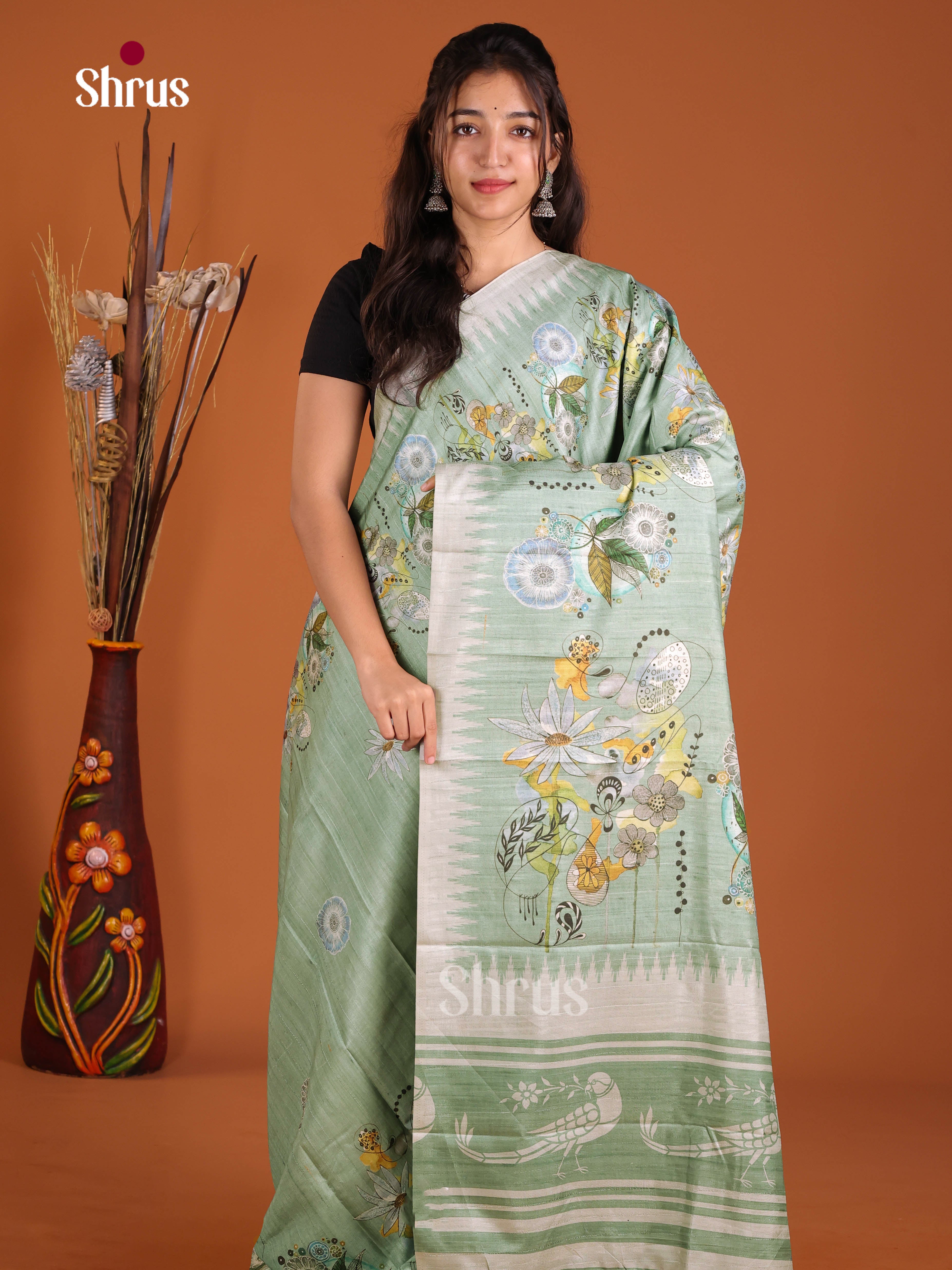 DIS30783 - Semi matka Saree