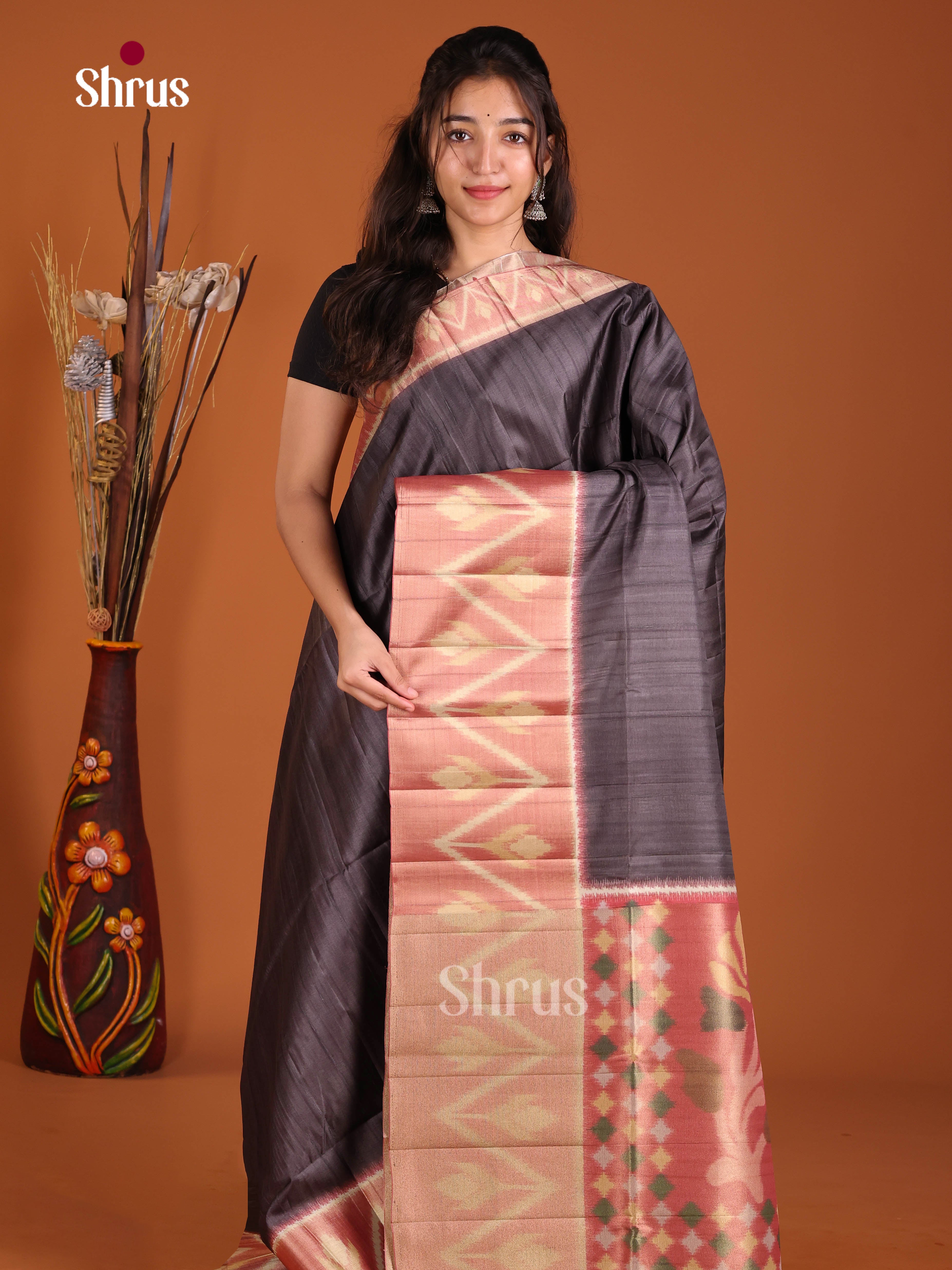 DJS04007 - Semi matka Saree