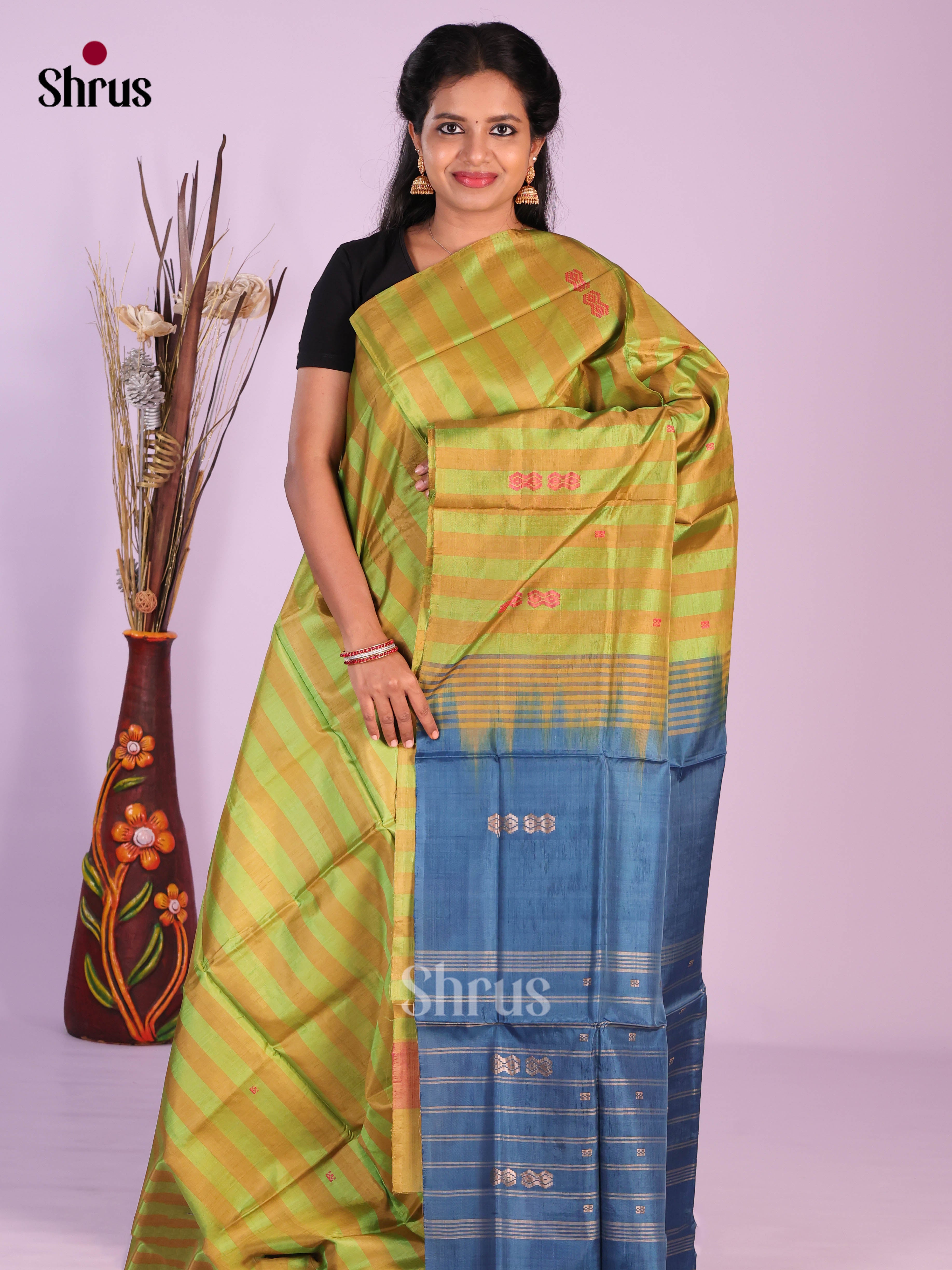 Green & & Blue - Banana Pith without blouse Saree - Shop on Shrus.com