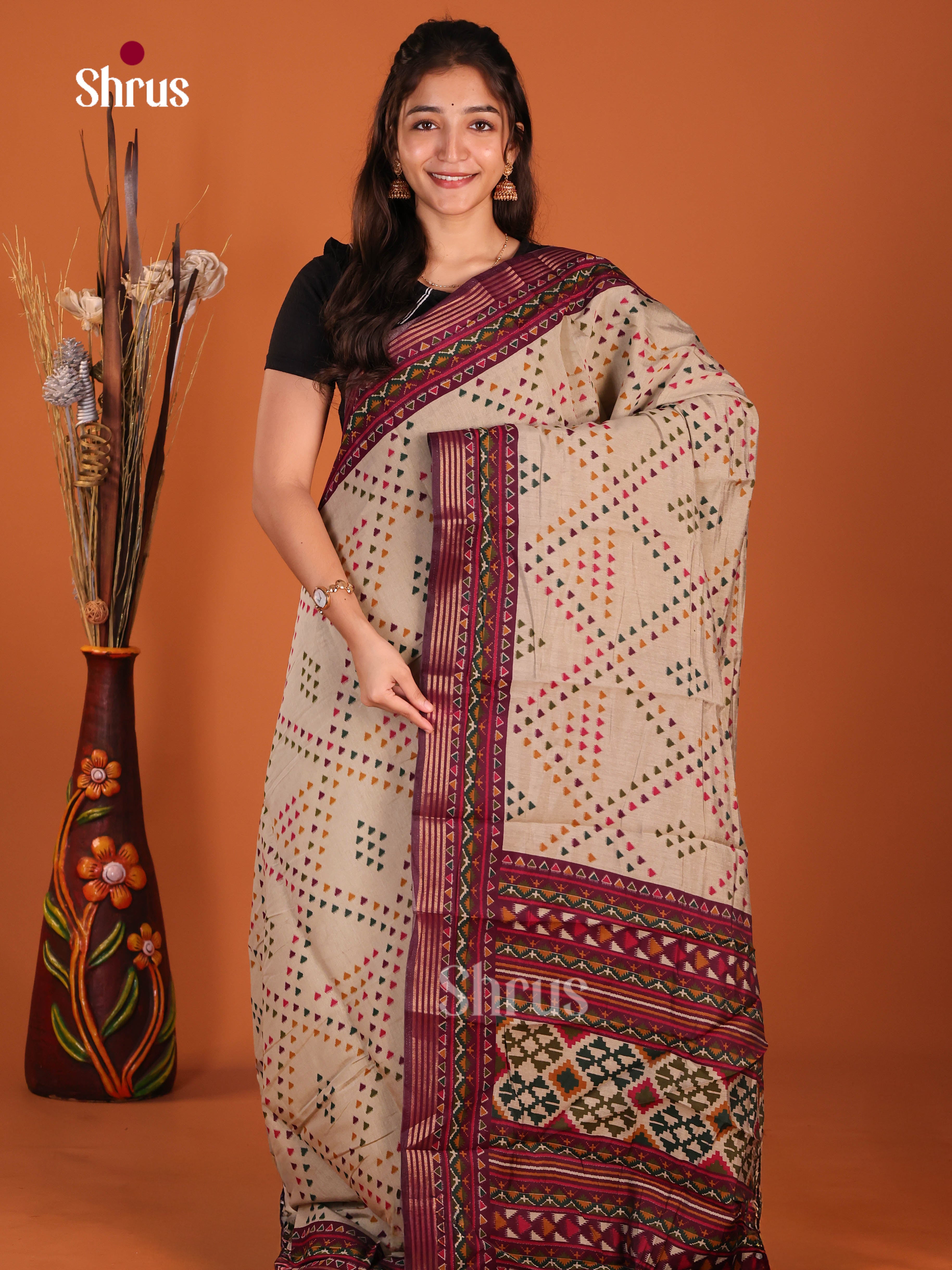 DJS08231 - Art Modal Saree - Shop on Shrus.com