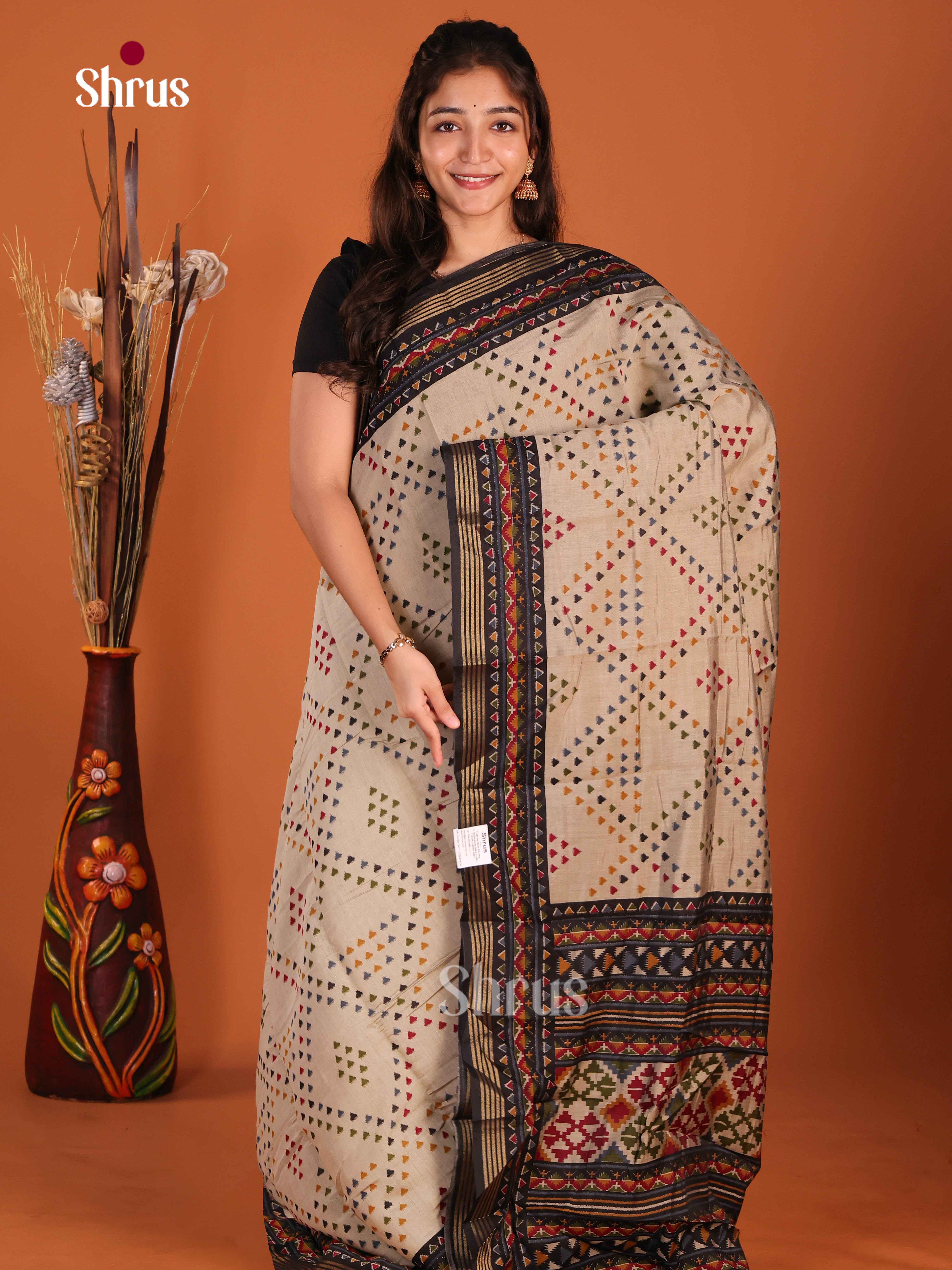 DJS08233 - Art Modal Saree - Shop on Shrus.com