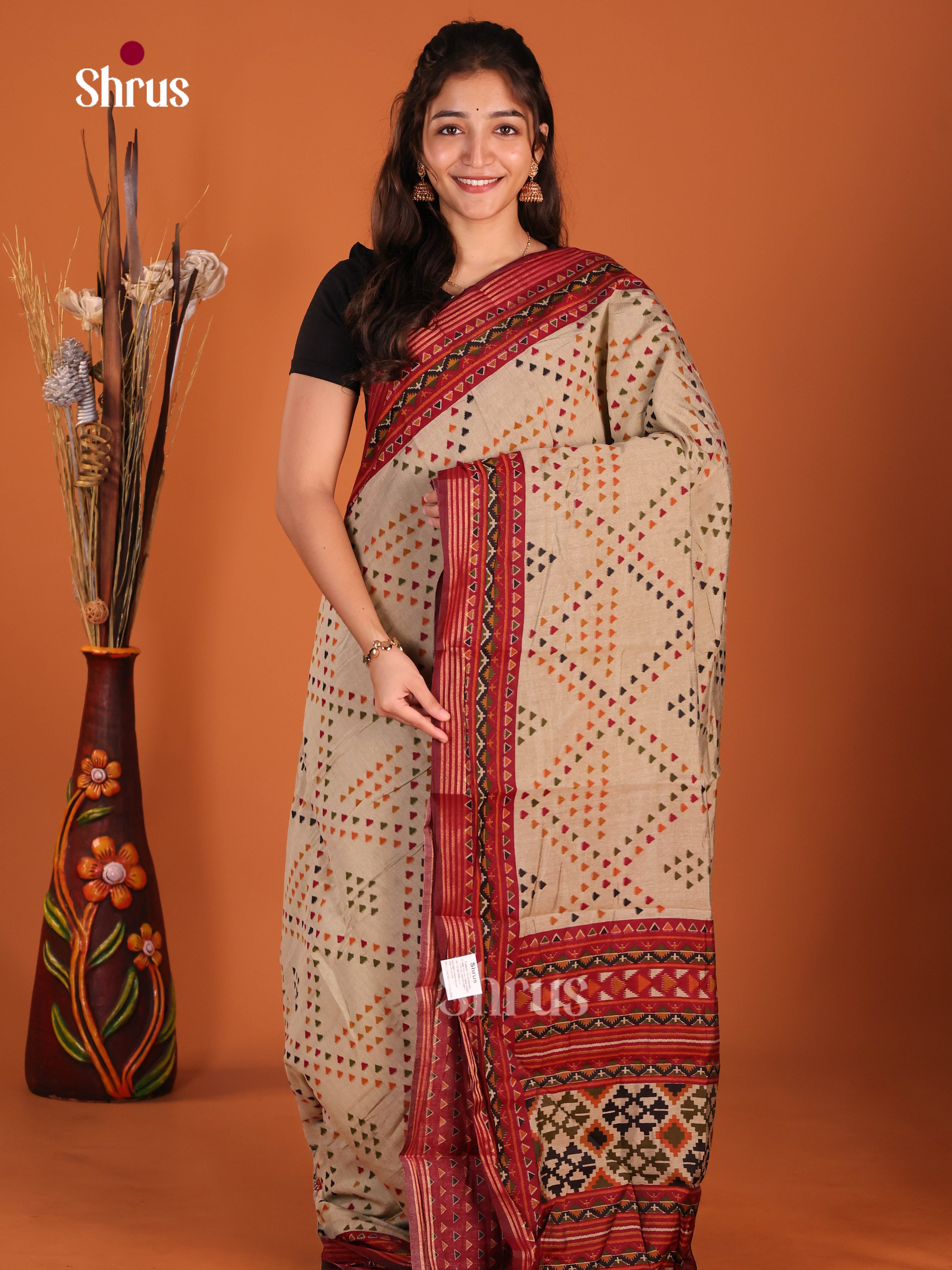 Grey & Red- Art Modal Saree - Shop on Shrus.com