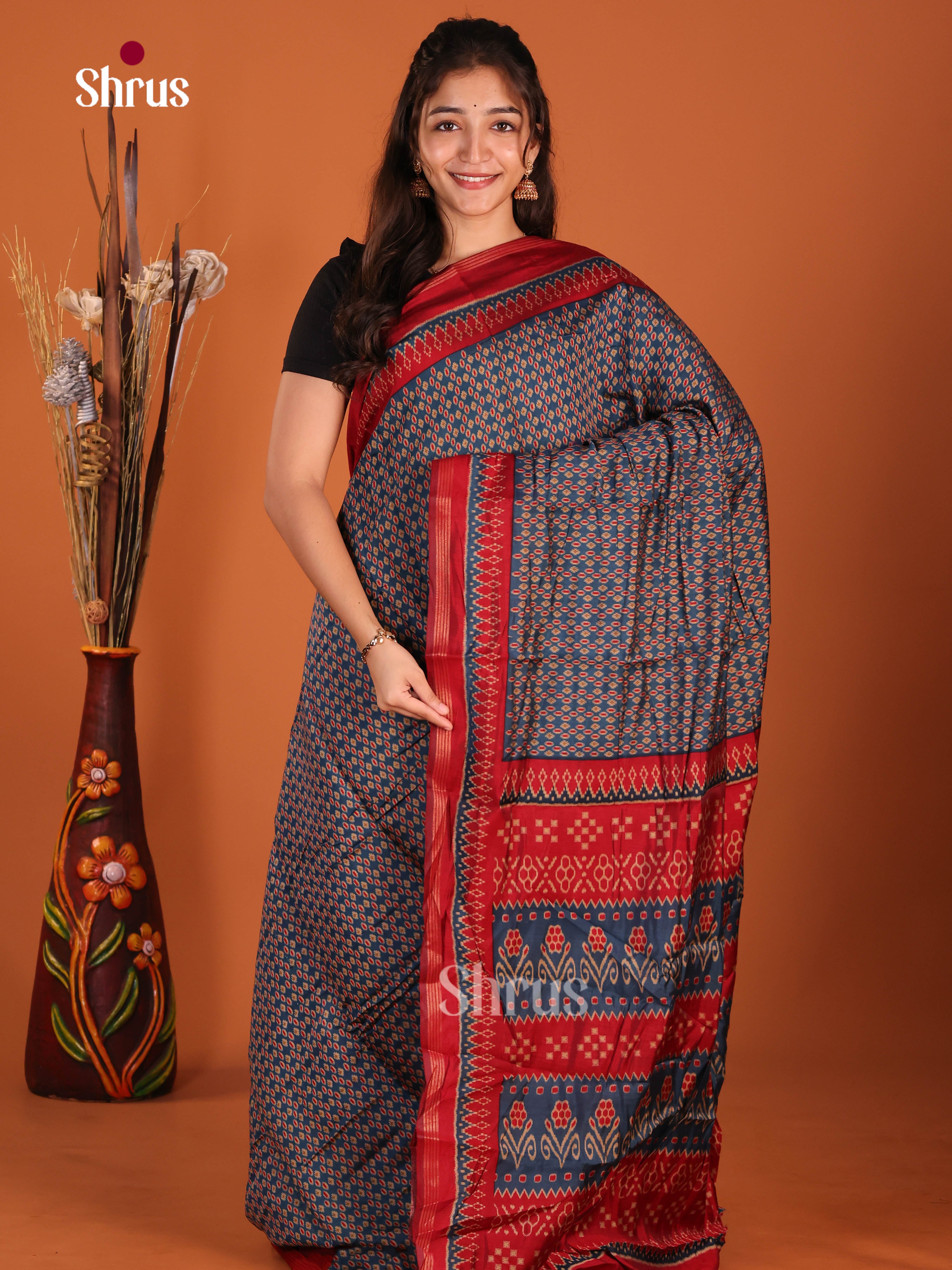 Blue & Red - Art Modal Saree