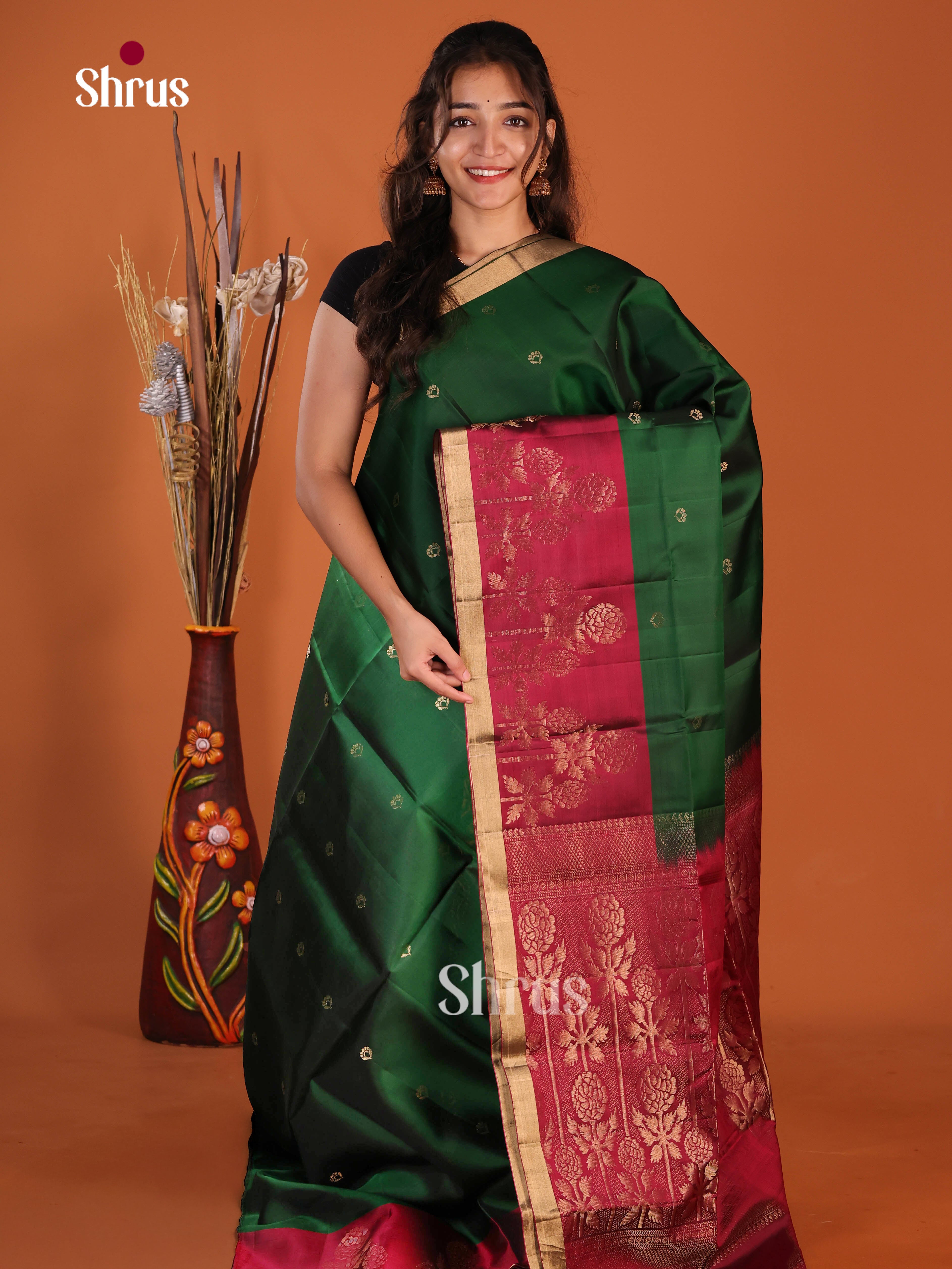 DJS08269 - Soft Silk (HR) Saree - Shop on Shrus.com