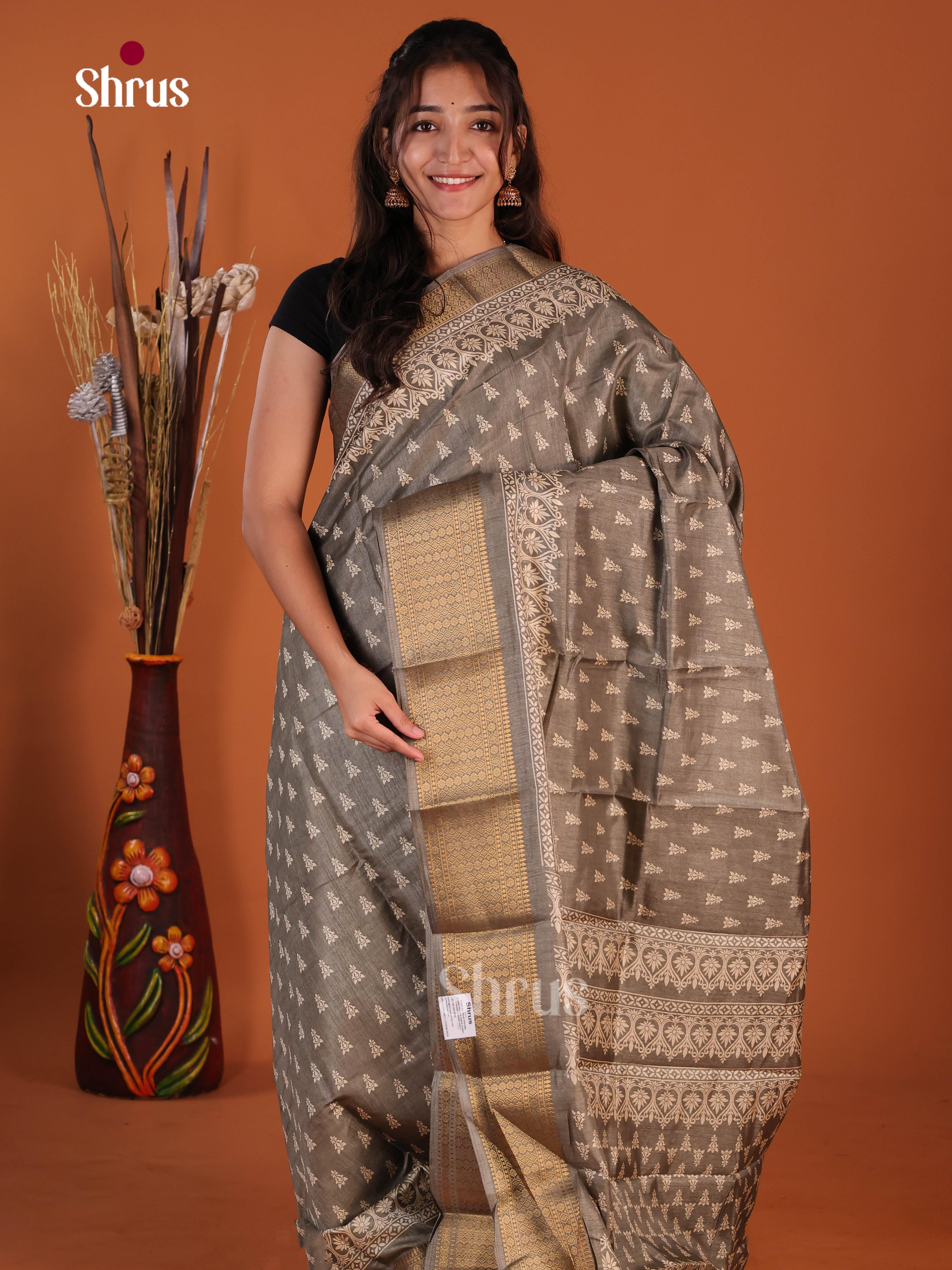 Grey - Semi Crepe Saree
