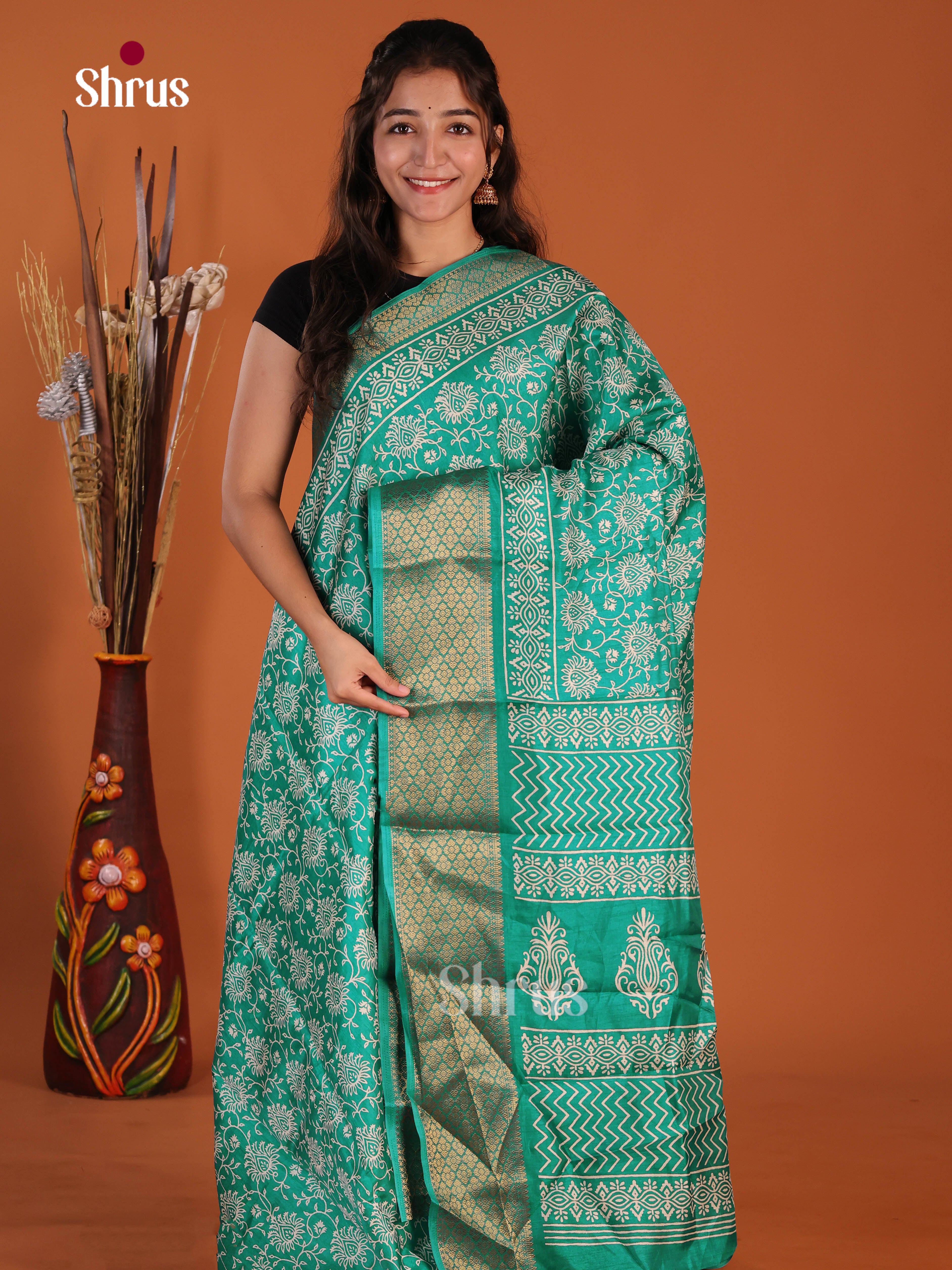 Green - Semi Crepe Saree