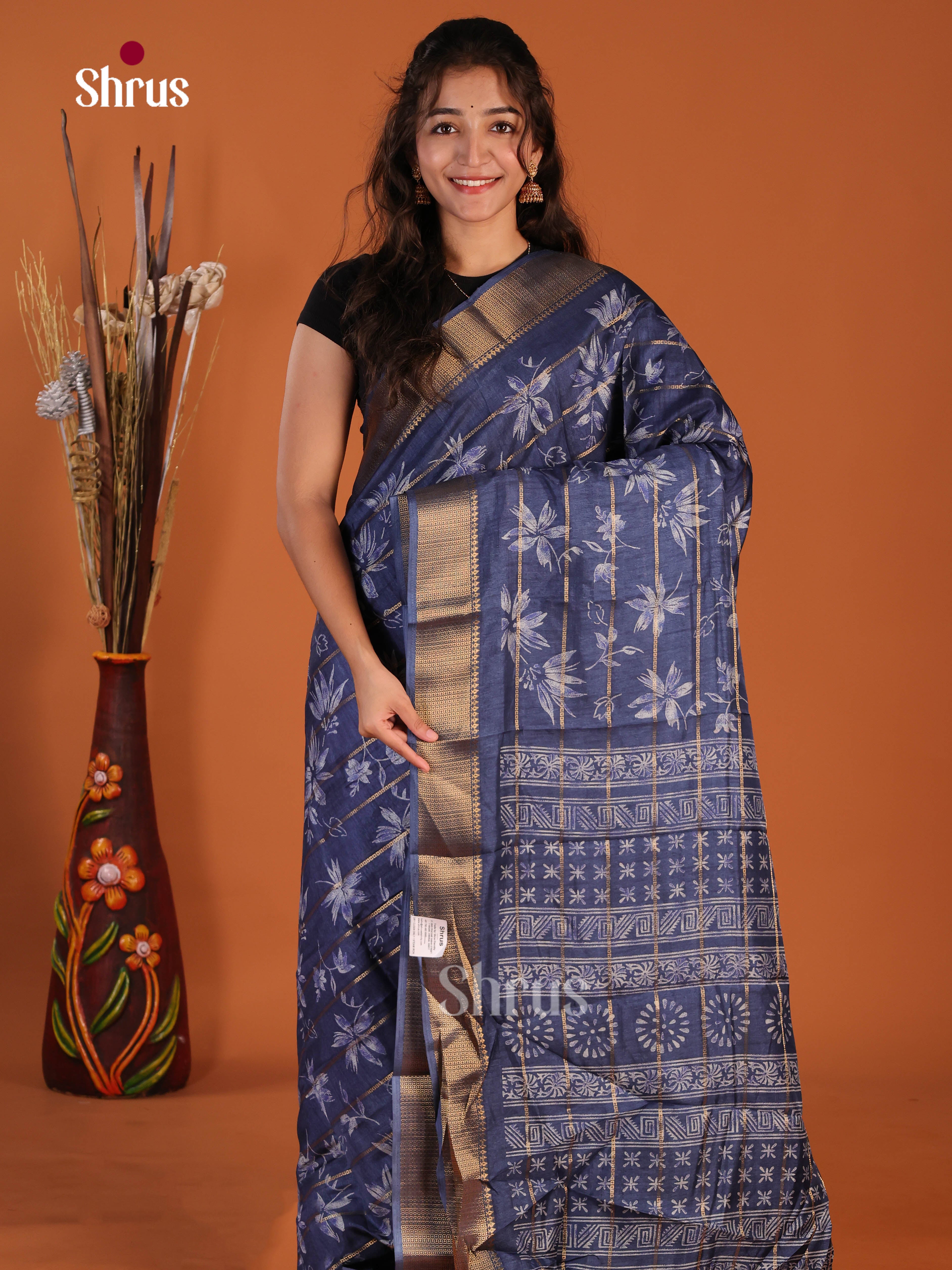 DJS09179 - Semi Crepe Saree - Shop on Shrus.com