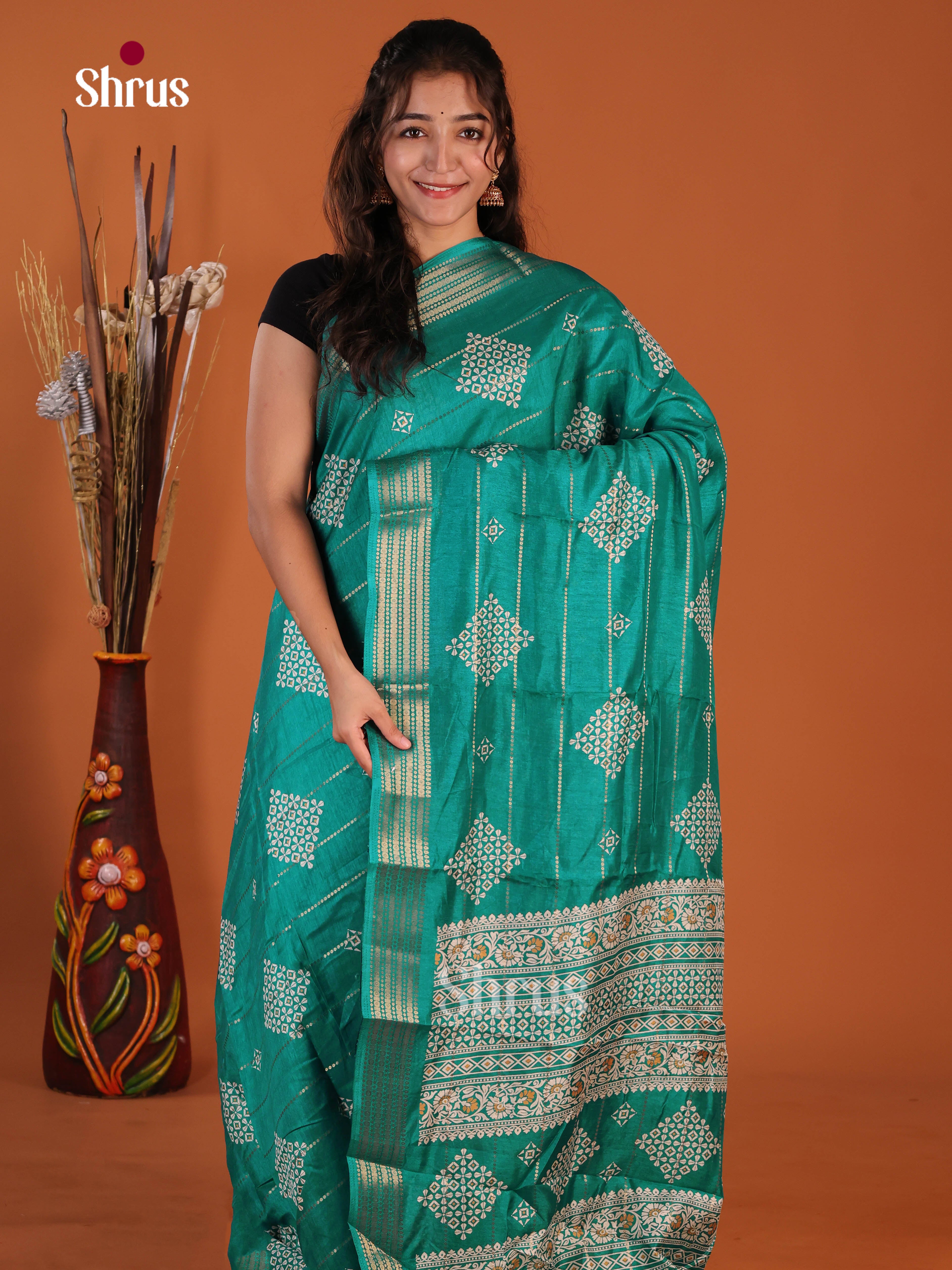 Green - Semi Crepe Saree - Shop on Shrus.com