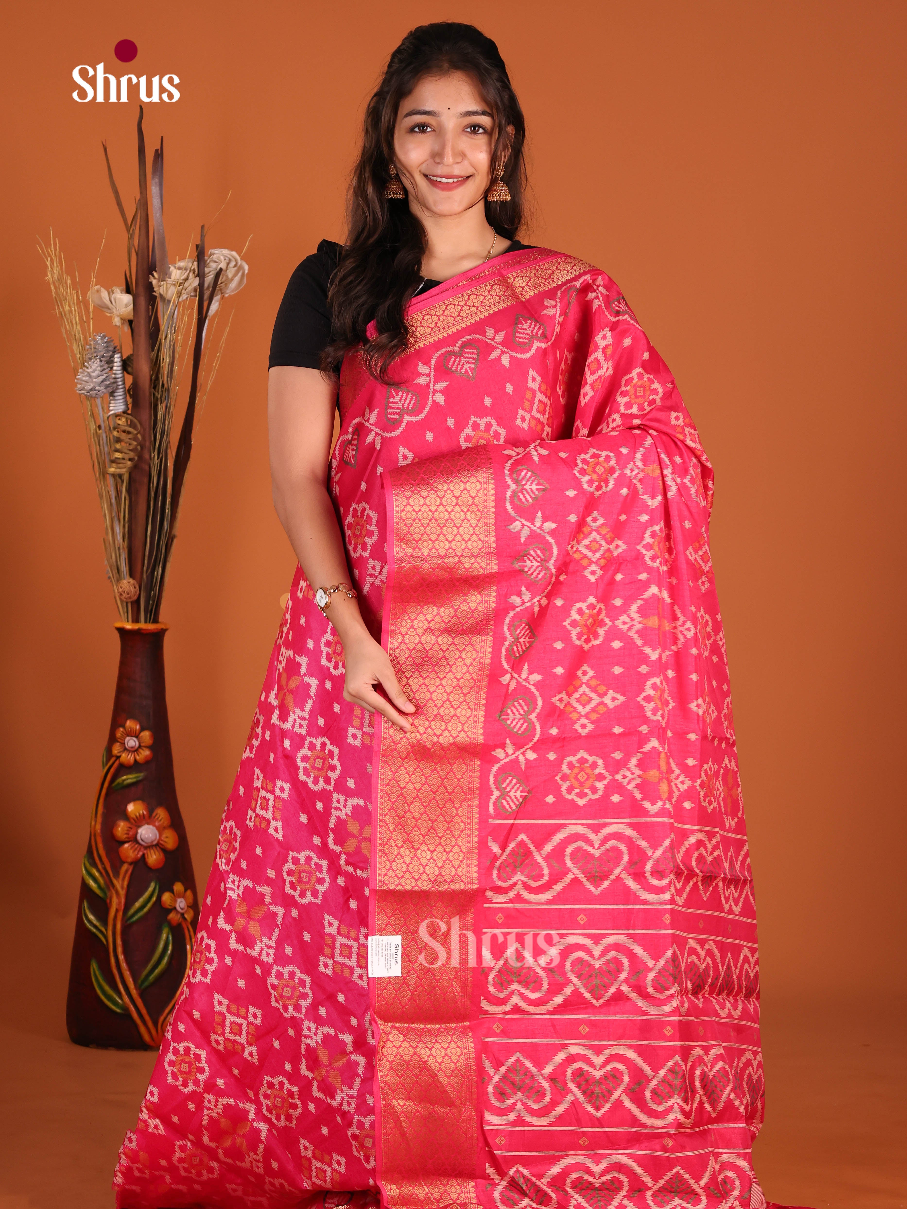 Pink - Semi Crepe Saree - Shop on Shrus.com