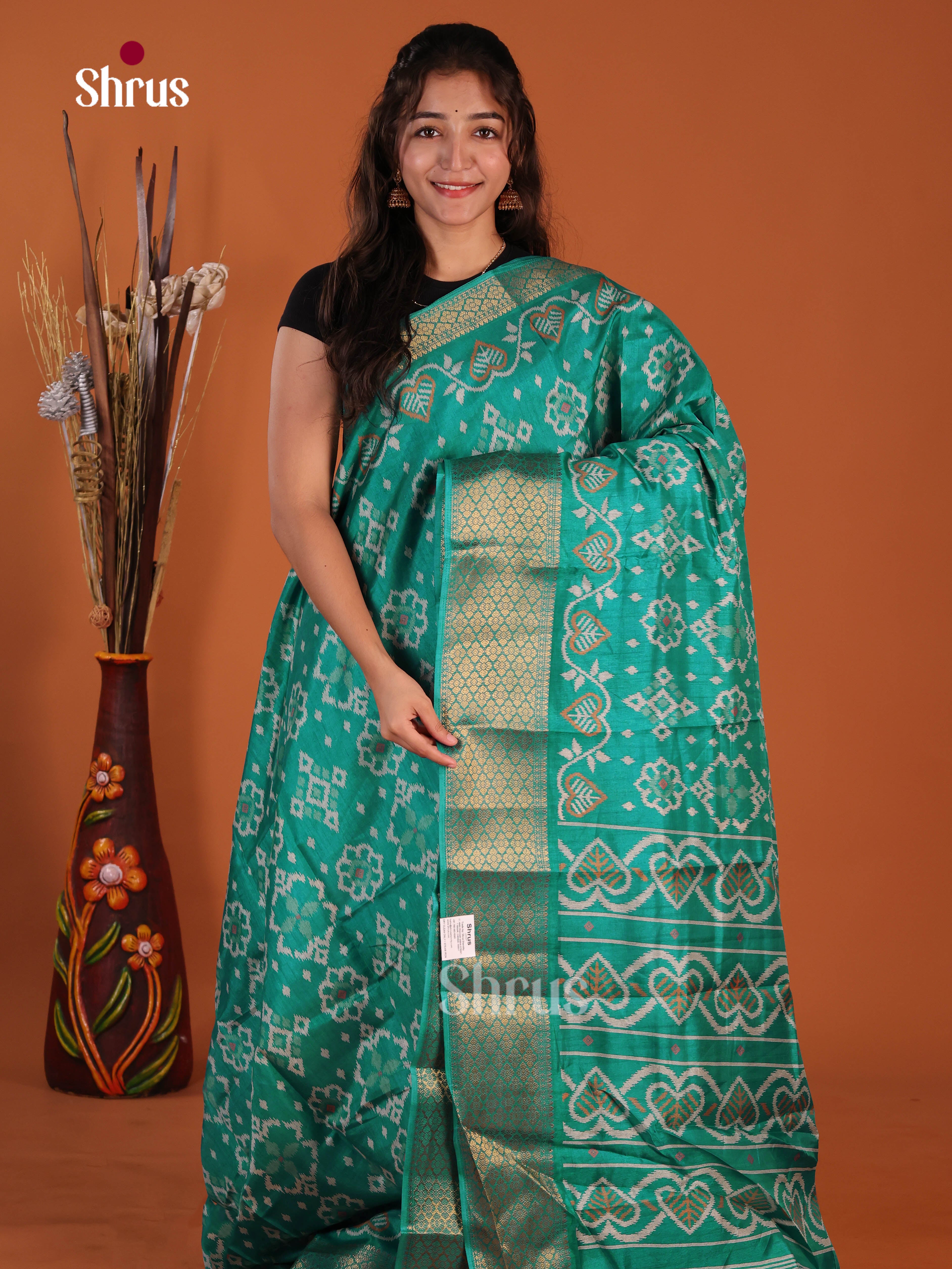 Green - Semi Crepe Saree - Shop on Shrus.com