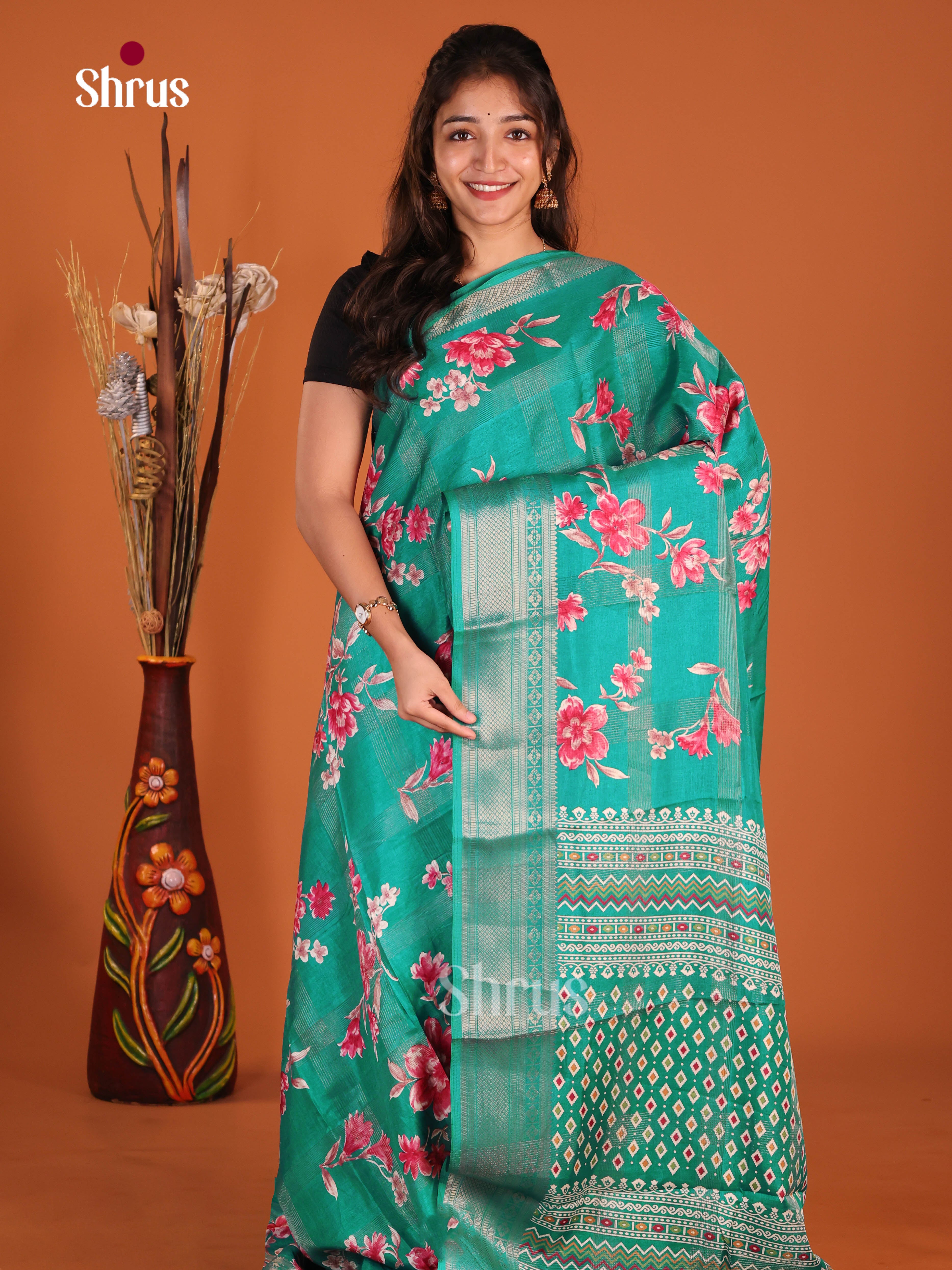 Green - Semi Crepe Saree - Shop on Shrus.com