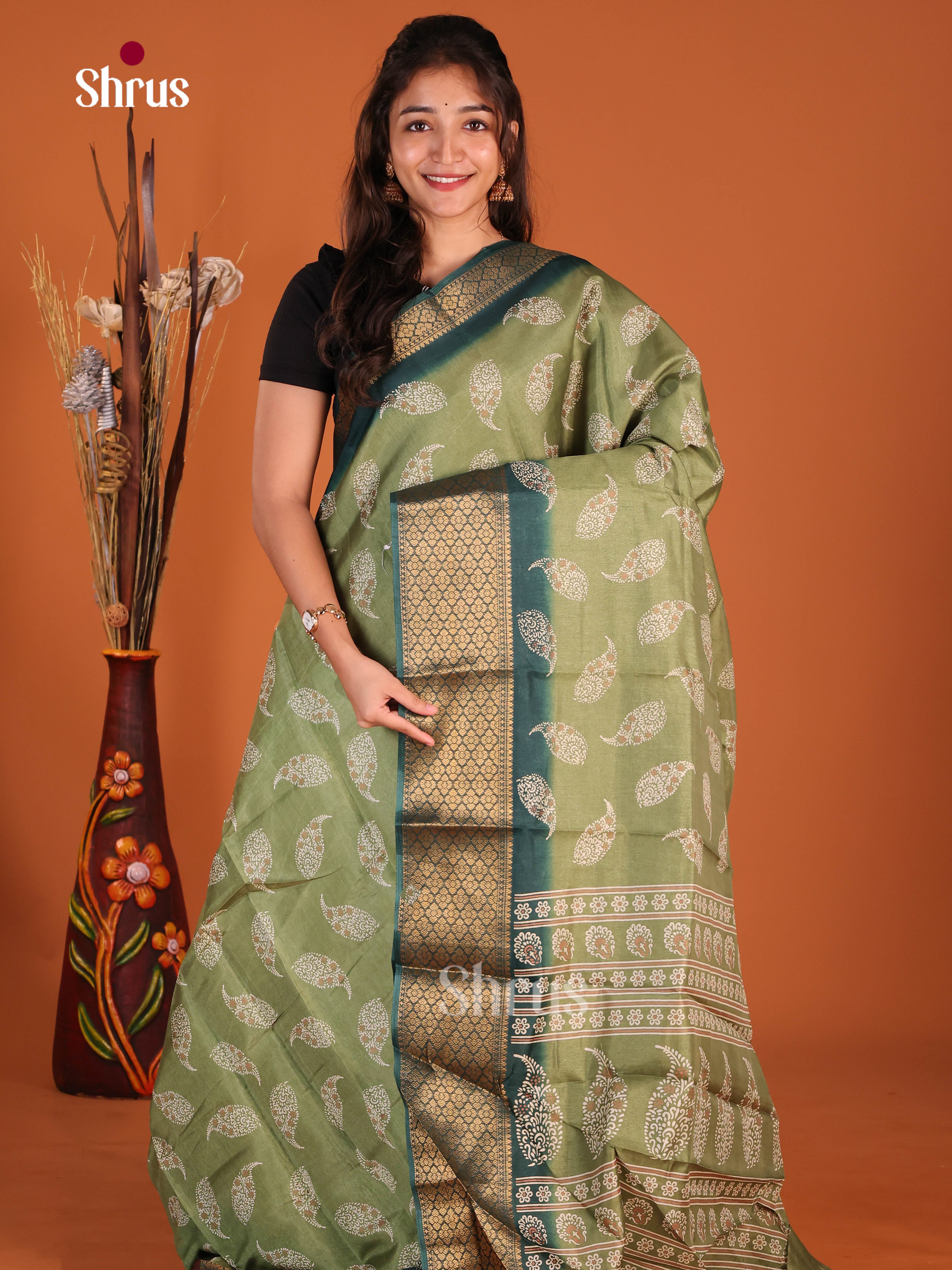DJS10572 - Semi Crepe Saree - Shop on Shrus.com