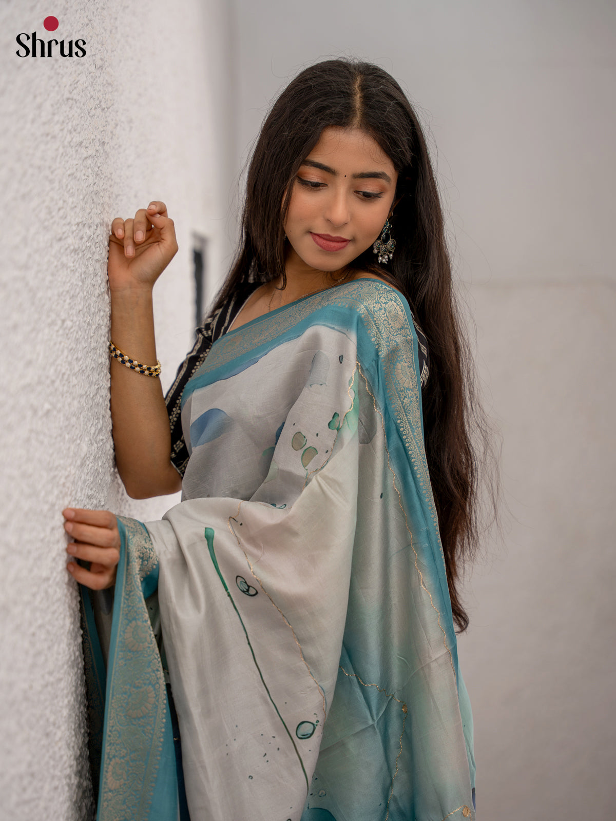 Cream & Green - Printed Semi Tussar Saree