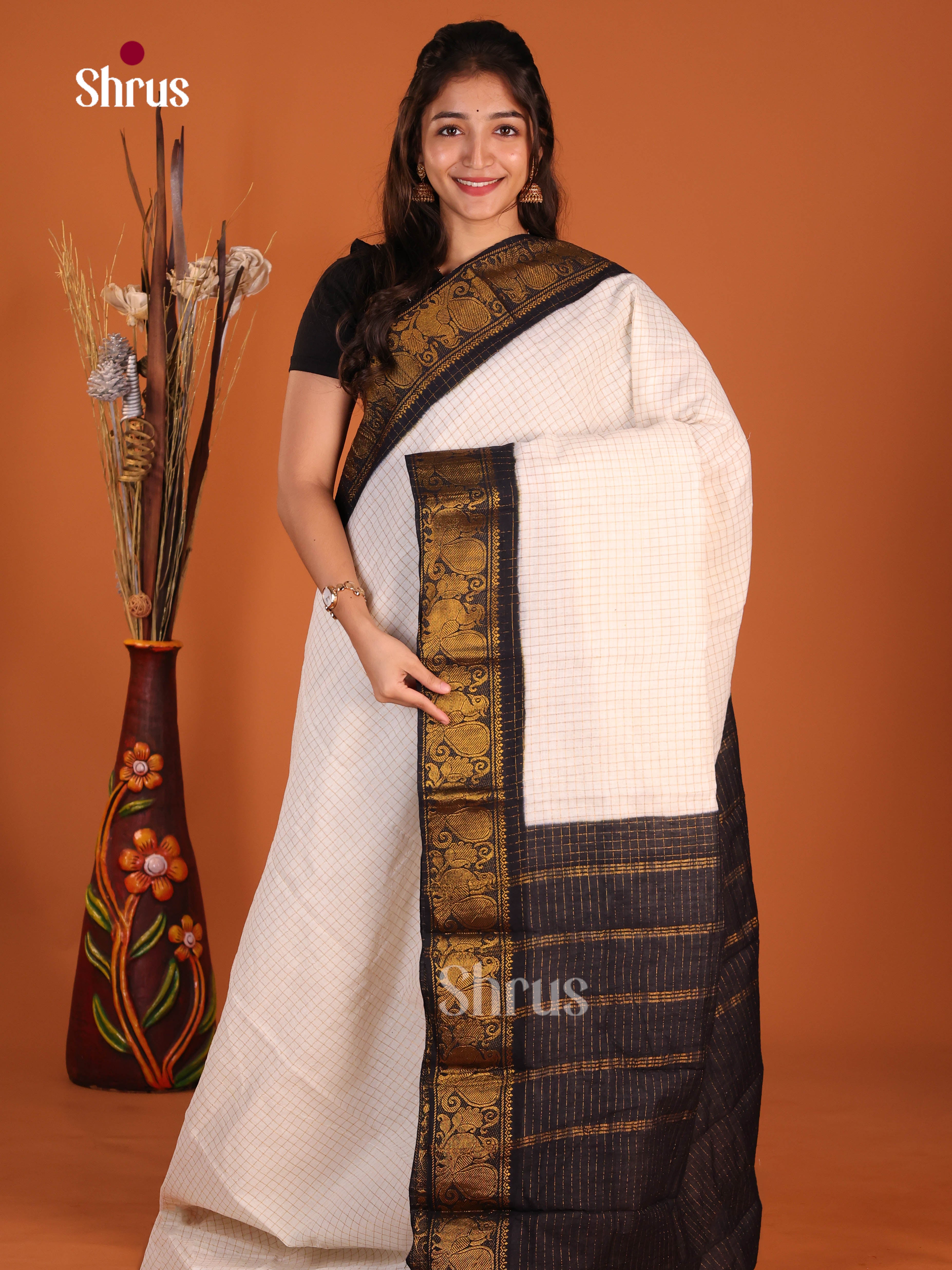 Cream & Black- Sungudi Cotton Saree