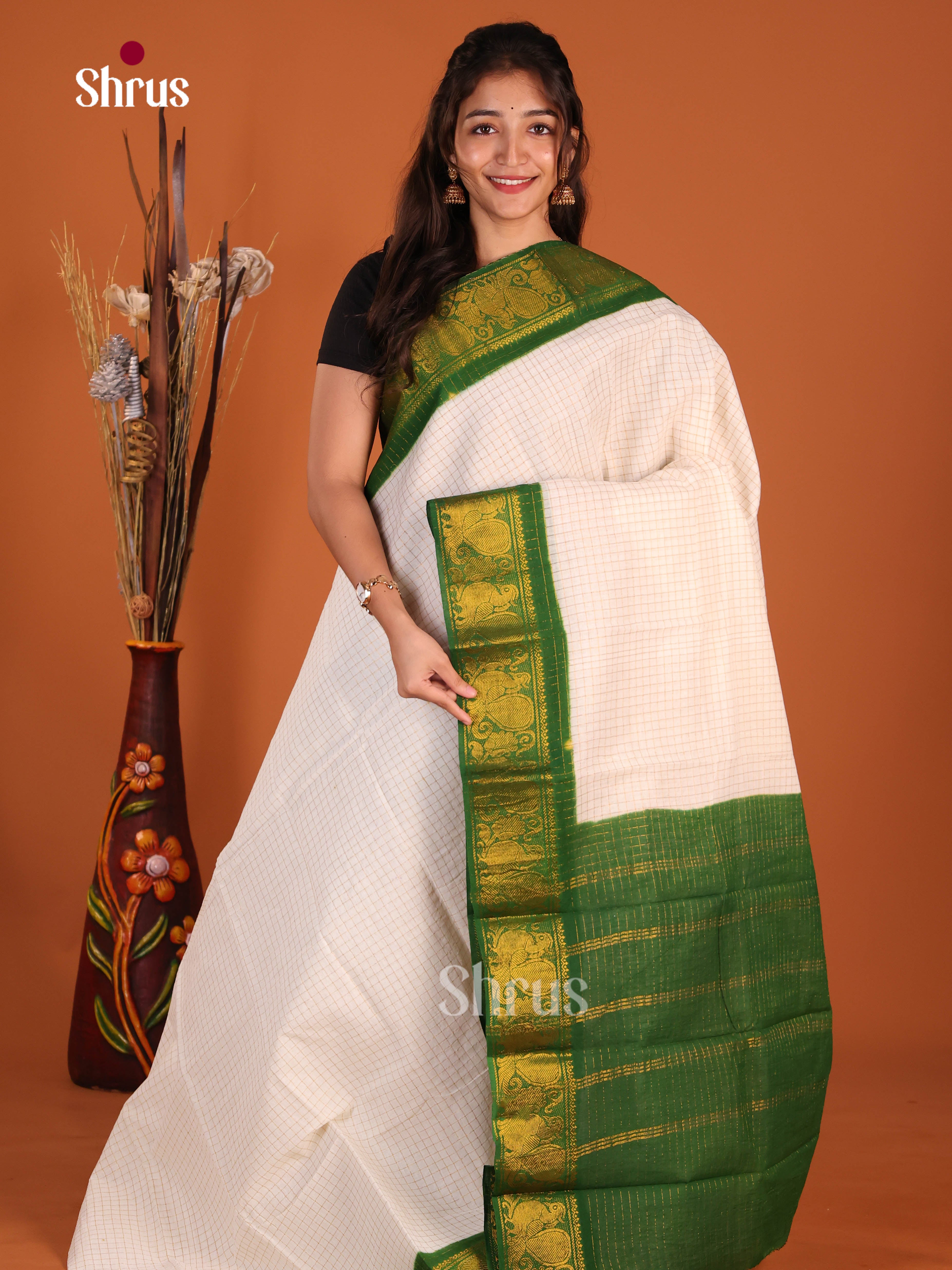 Cream & Green - Sungudi Cotton Saree