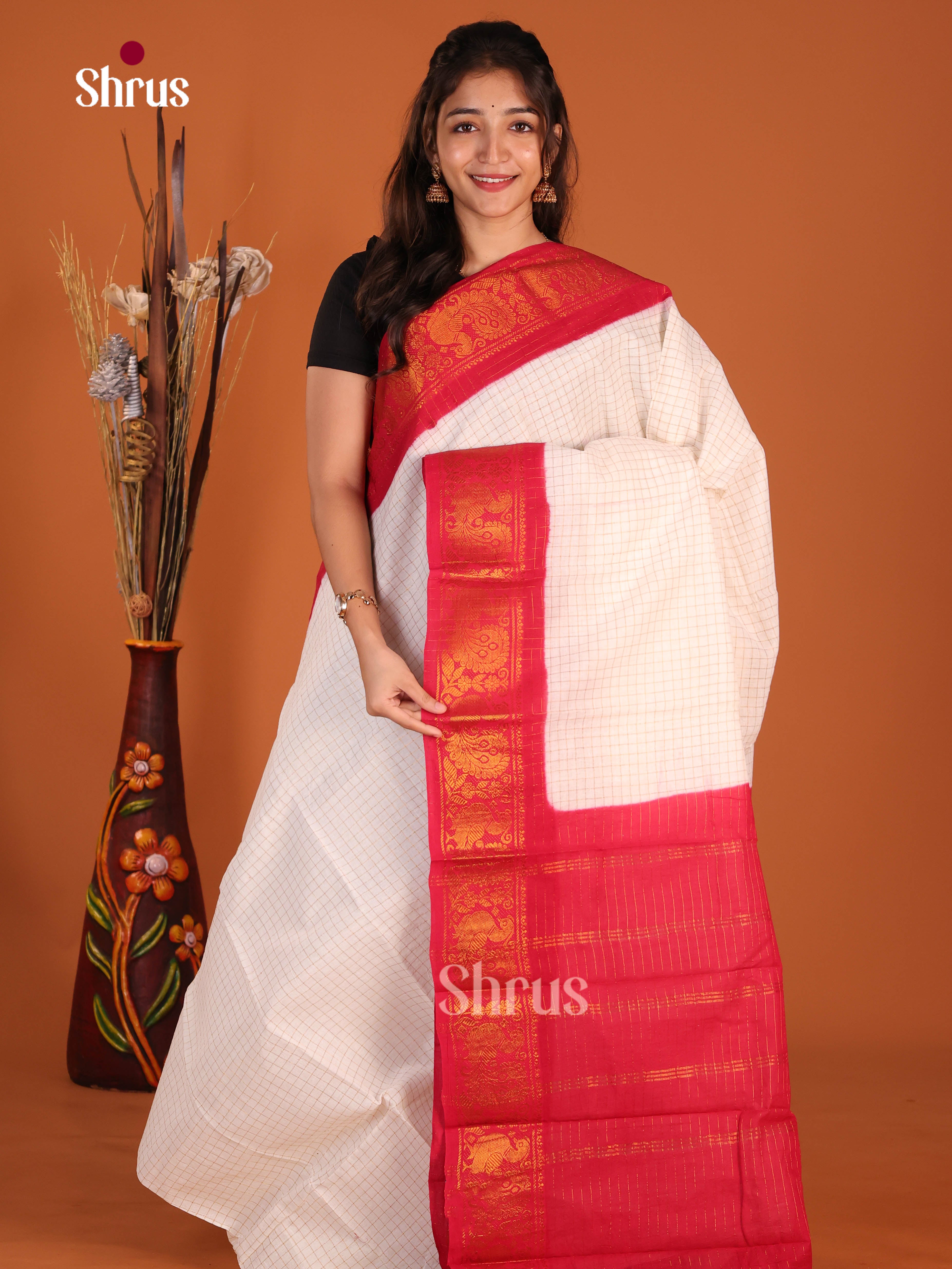DJS18076 - Sungudi Cotton Saree - Shop on Shrus.com