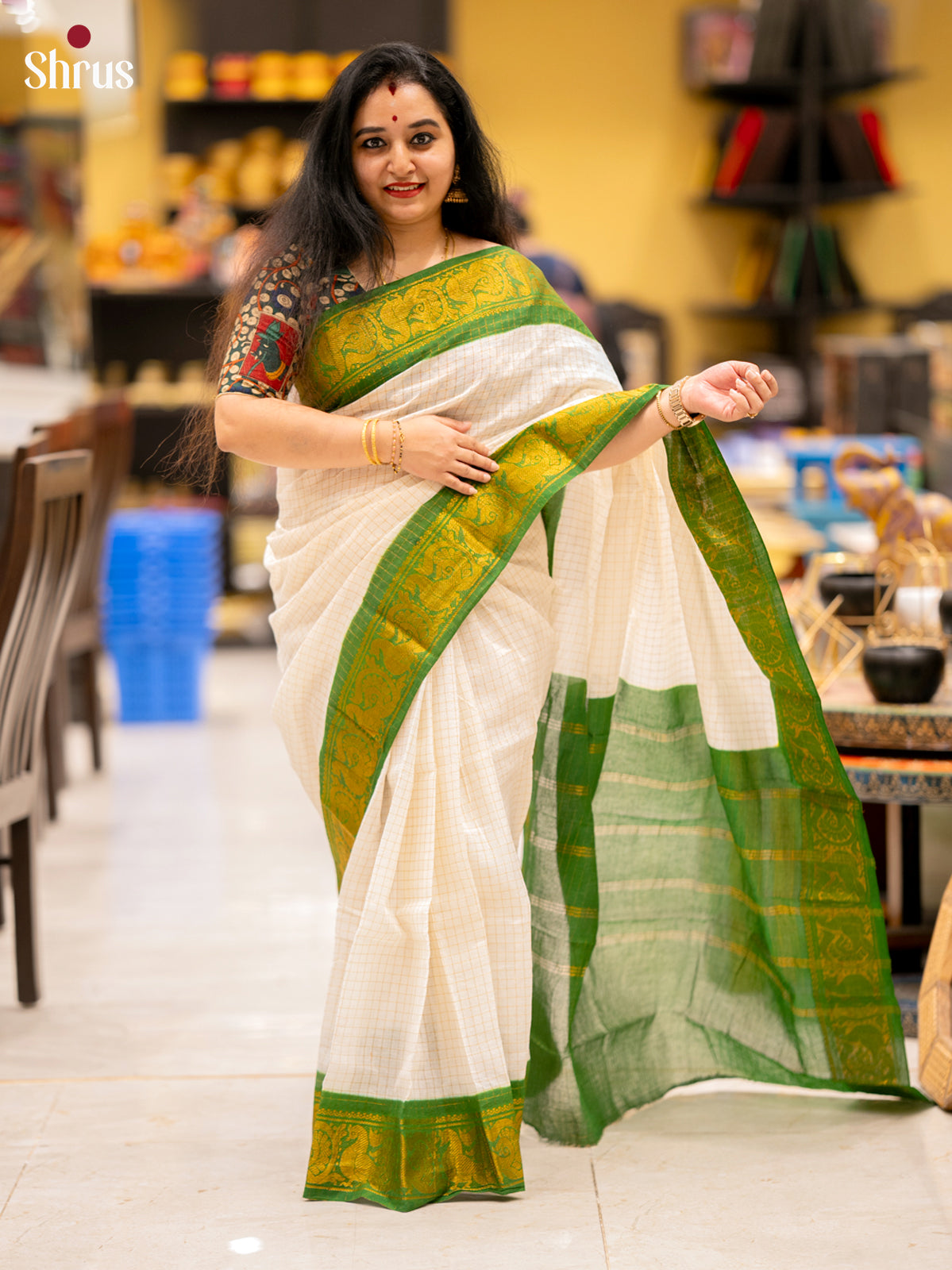 Cream & Green - Sungudi Cotton Saree