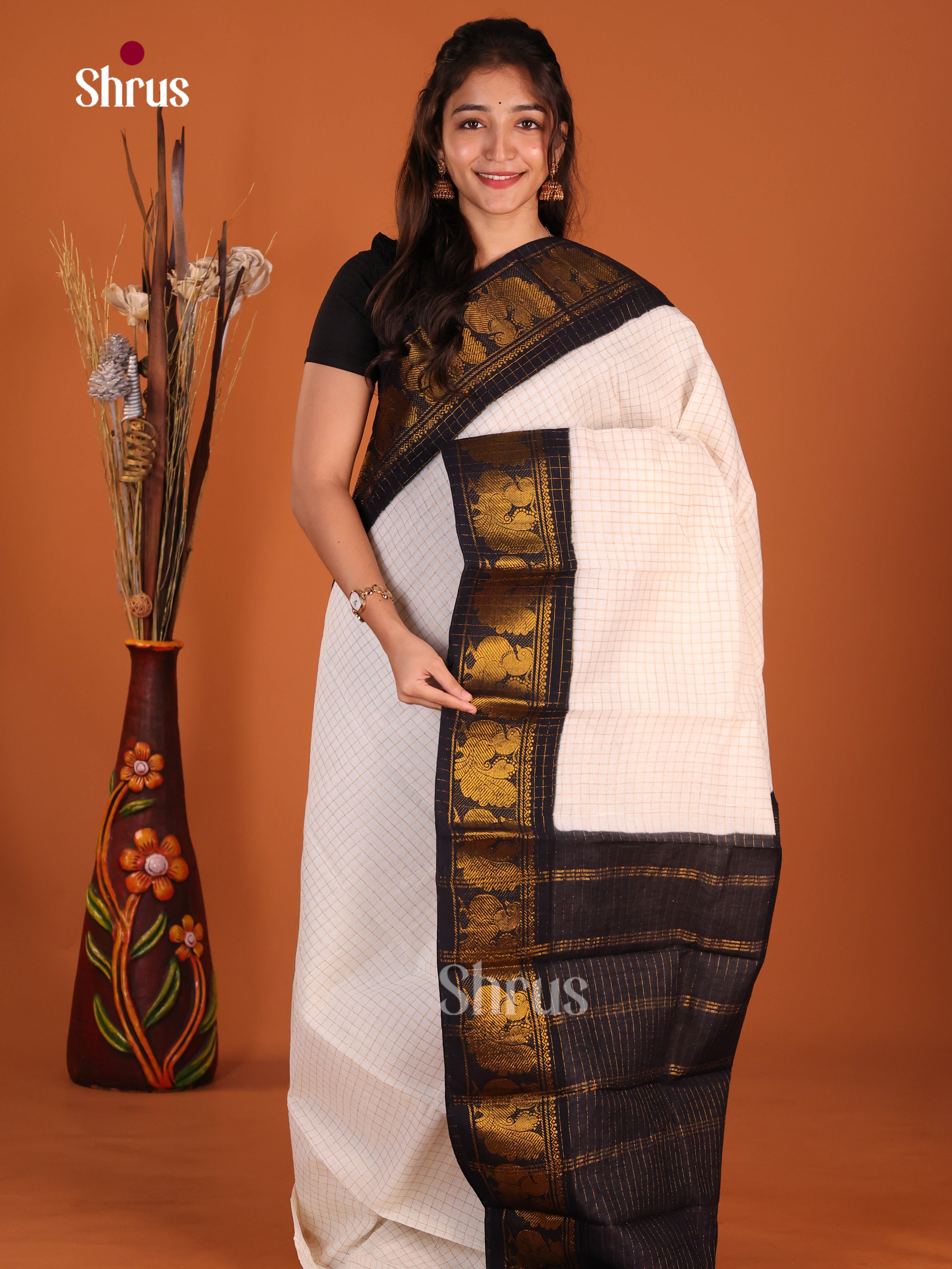 Cream & Black - Sungudi Cotton Saree