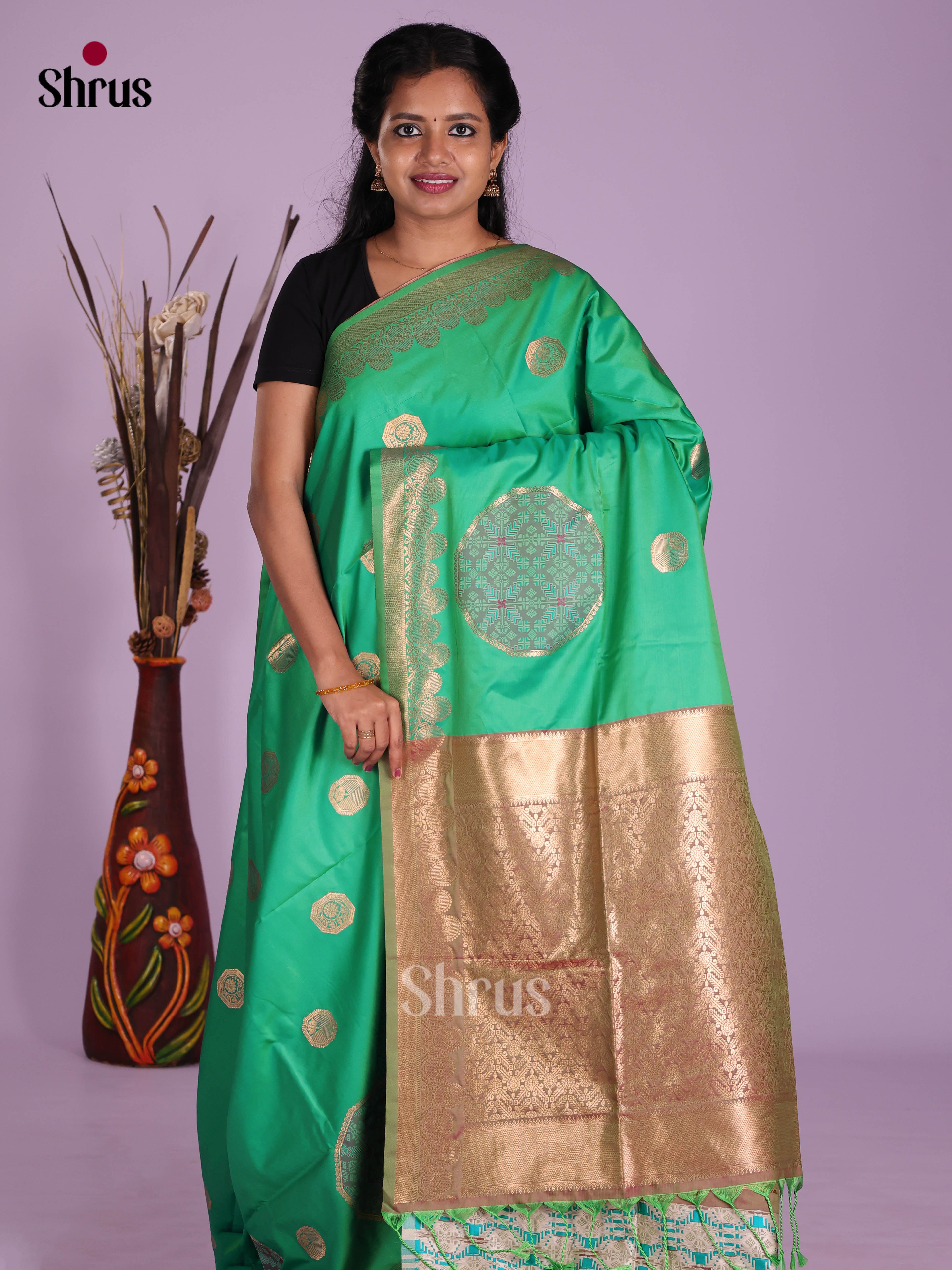 Green & Maroon - Semi Softsilk Saree