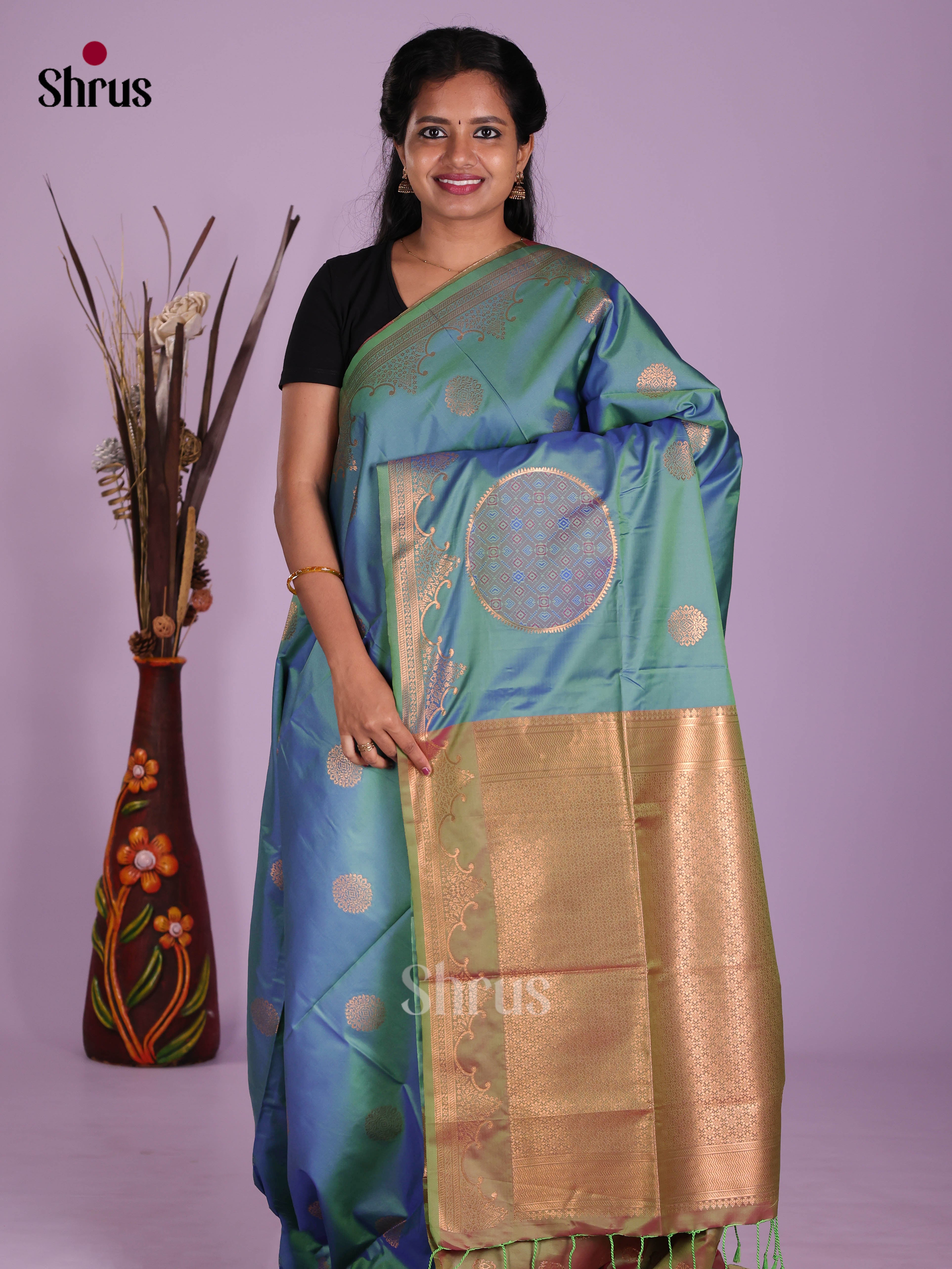 Green & Maroon- Semi Softsilk Saree