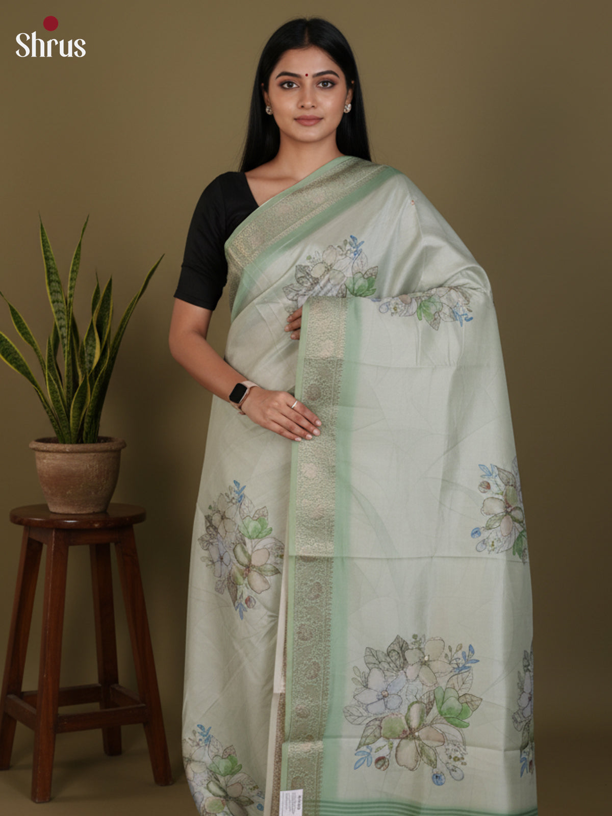 DJS25196 - Printed Semi Tussar Saree - Shop on Shrus.com