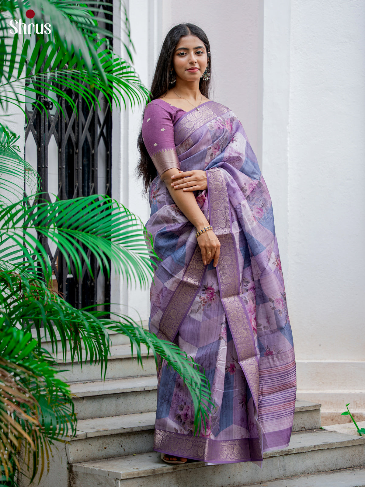 DJS30077 - Semi Dola silk Saree