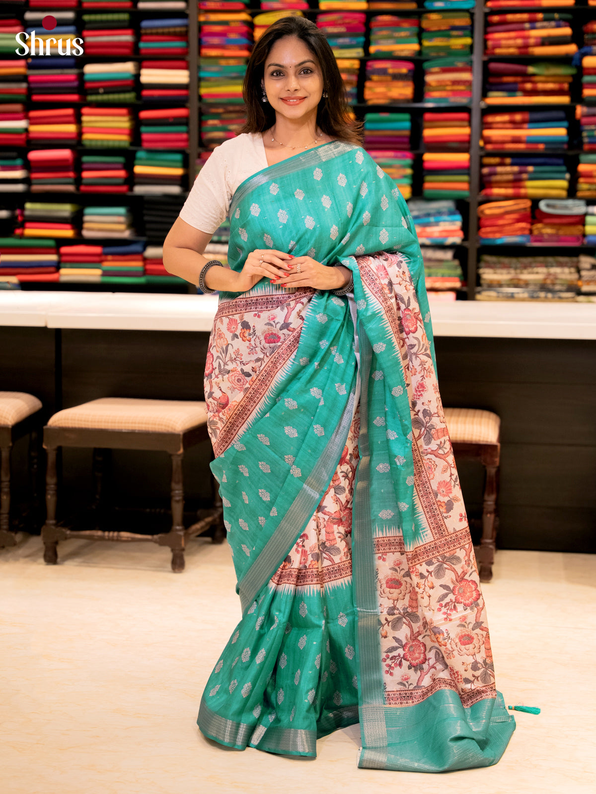 Green & Cream - Semi Dola silk Saree