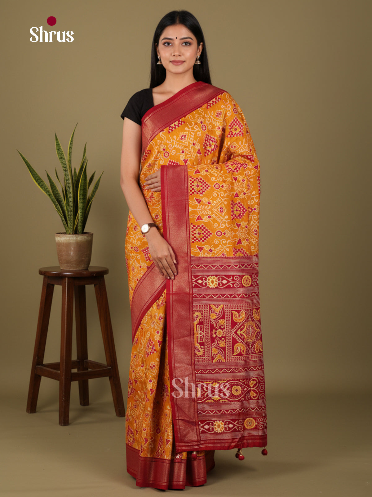 DJS30089 - Semi Ikkat Print Saree - Shop on Shrus.com