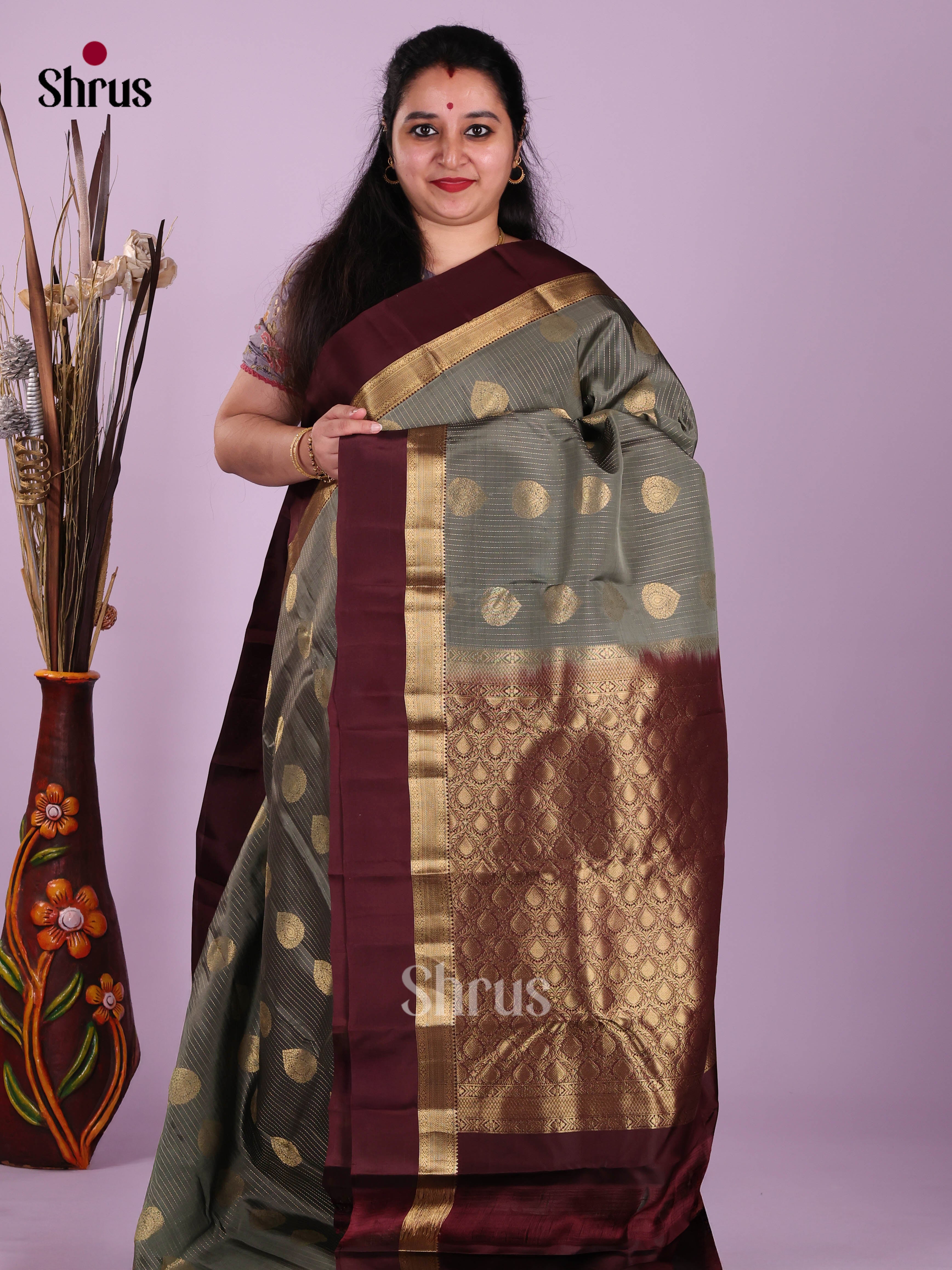 Grey & Maroon - Kanchipuram-halfpure Saree