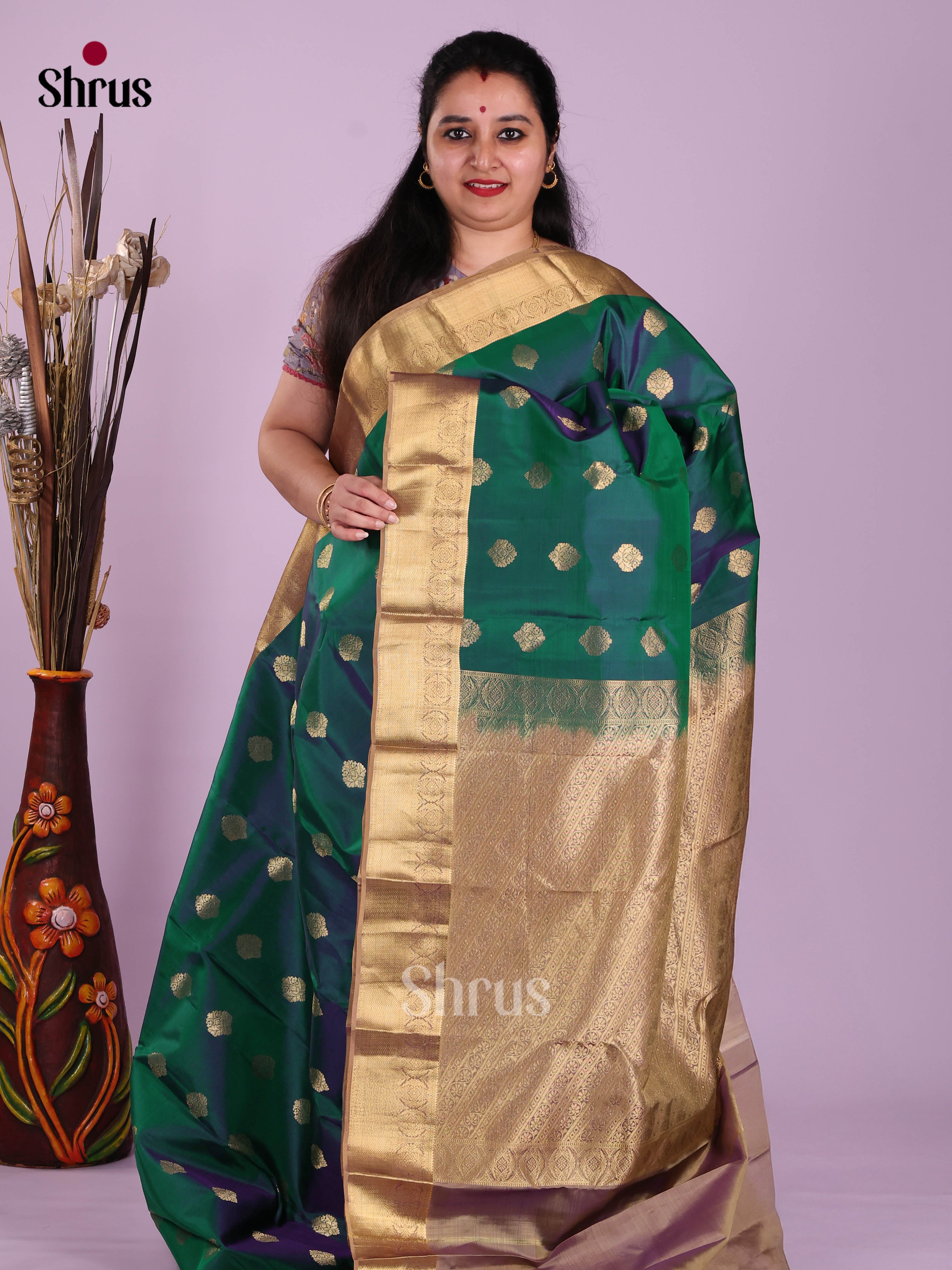 Green & Grey- Kanchipuram-halfpure Saree