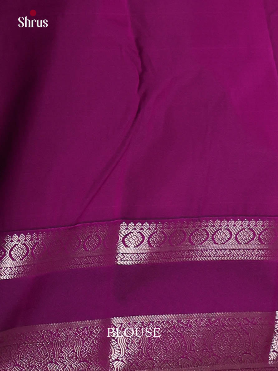 DKS03303 - Semi Kanchipuram Saree