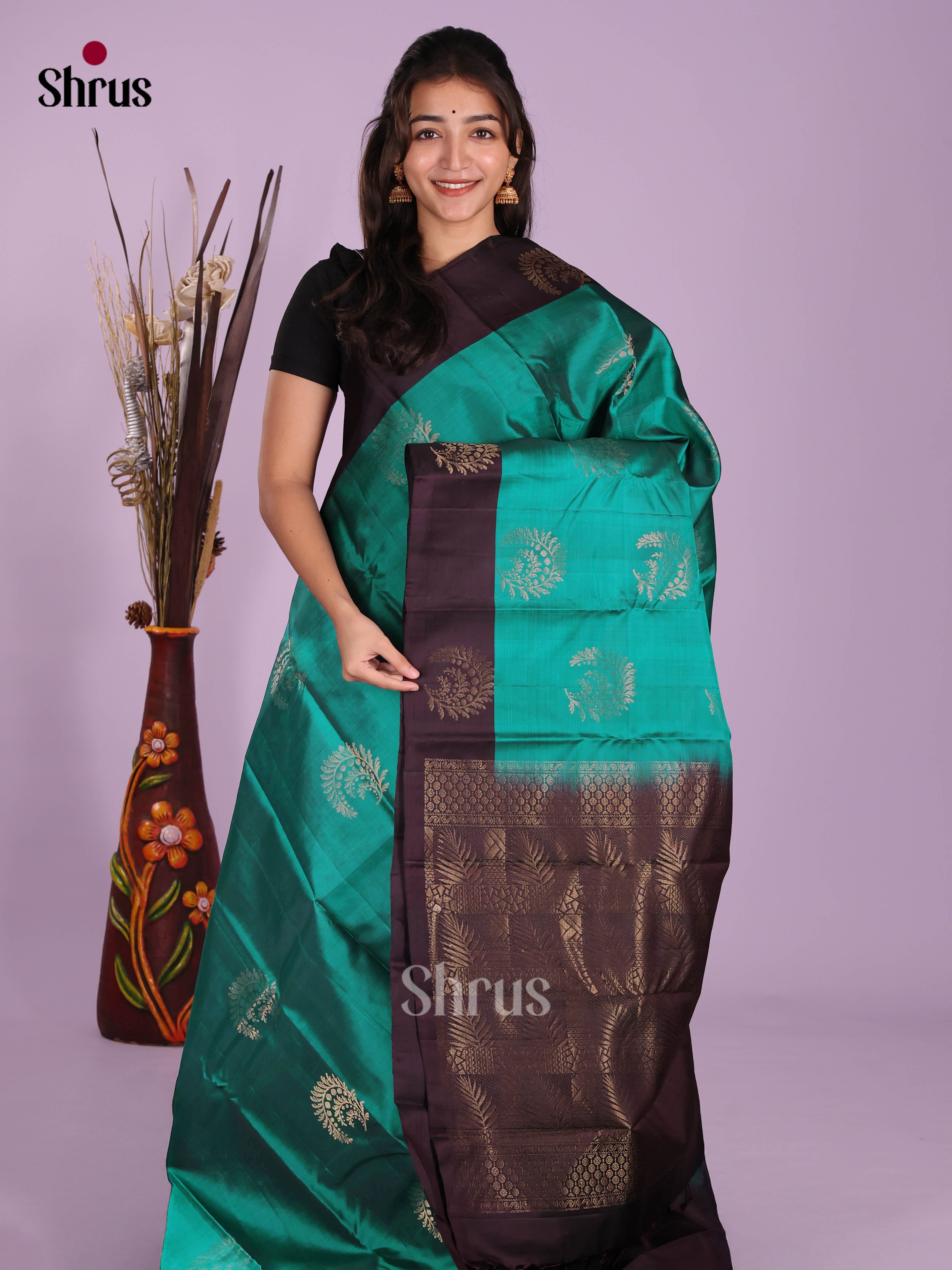 Green & Black - Softsilk-halfpure Saree