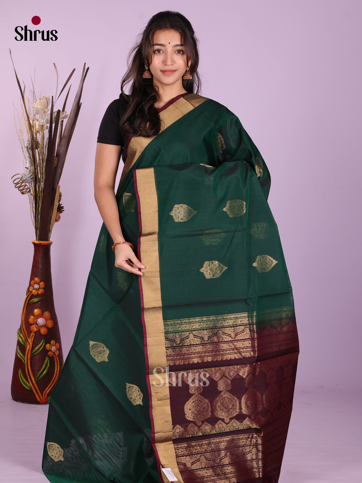 Green & maroon - Timeless Silk Cotton Saree - Shop on Shrus.com