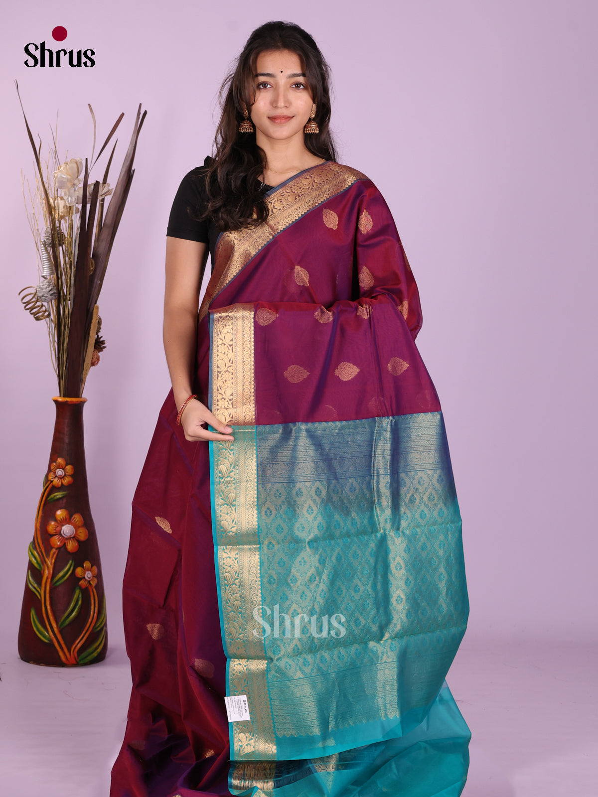Maroon & Green - Timeless Silk Cotton Saree - Shop on Shrus.com
