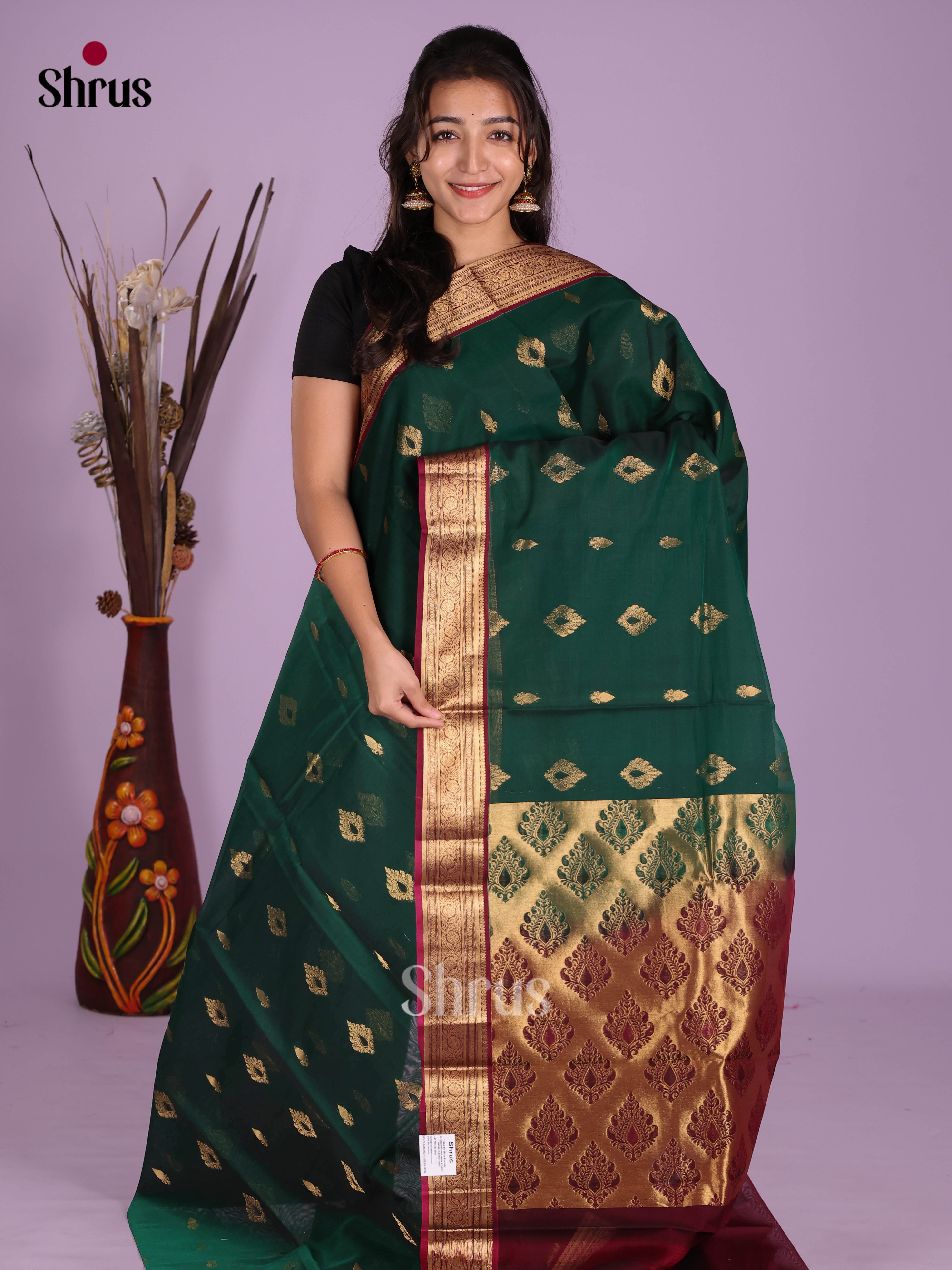 Green & Maroon - Timeless Silk Cotton Saree