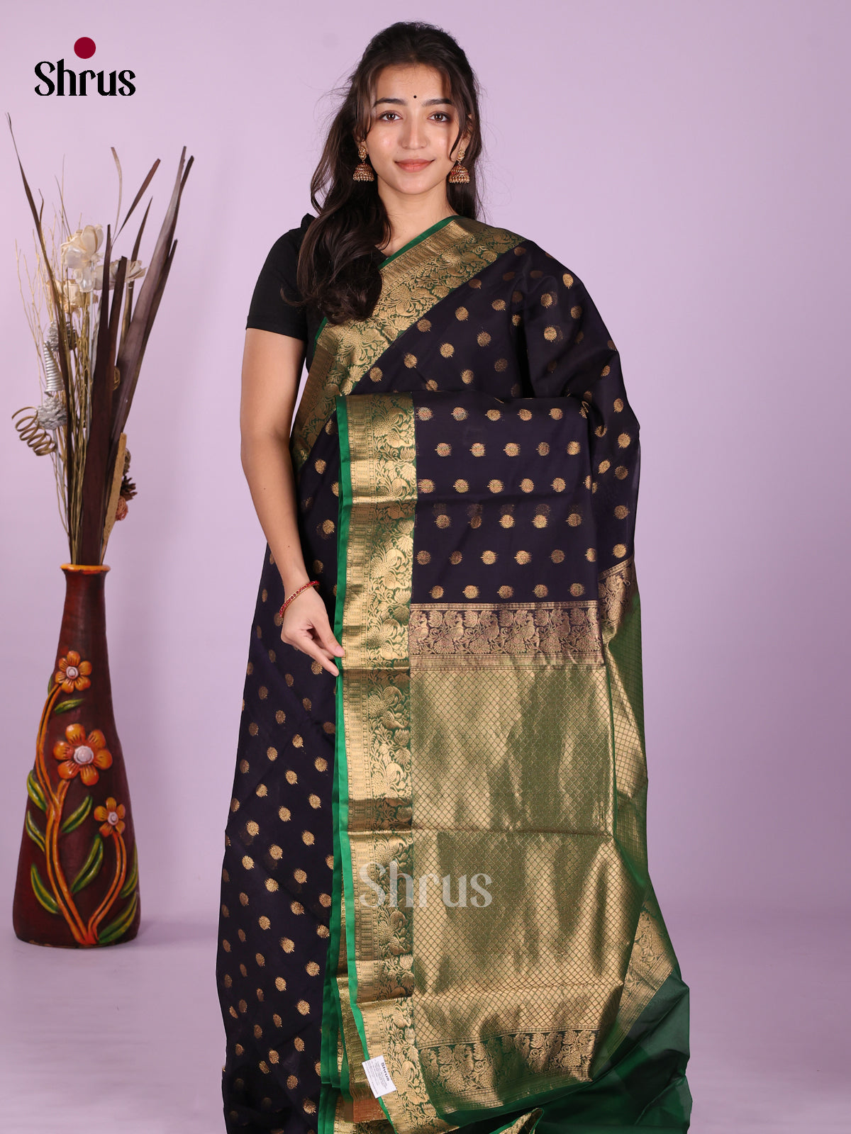Navy Blue & Green- Timeless Silk Cotton Saree - Shop on Shrus.com