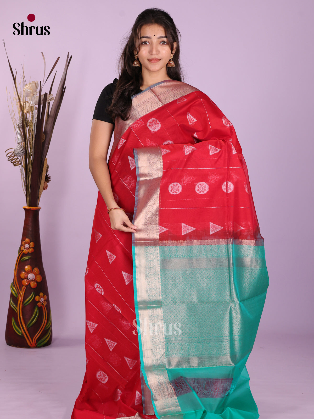 Red & Green - Timeless Silk Cotton Saree