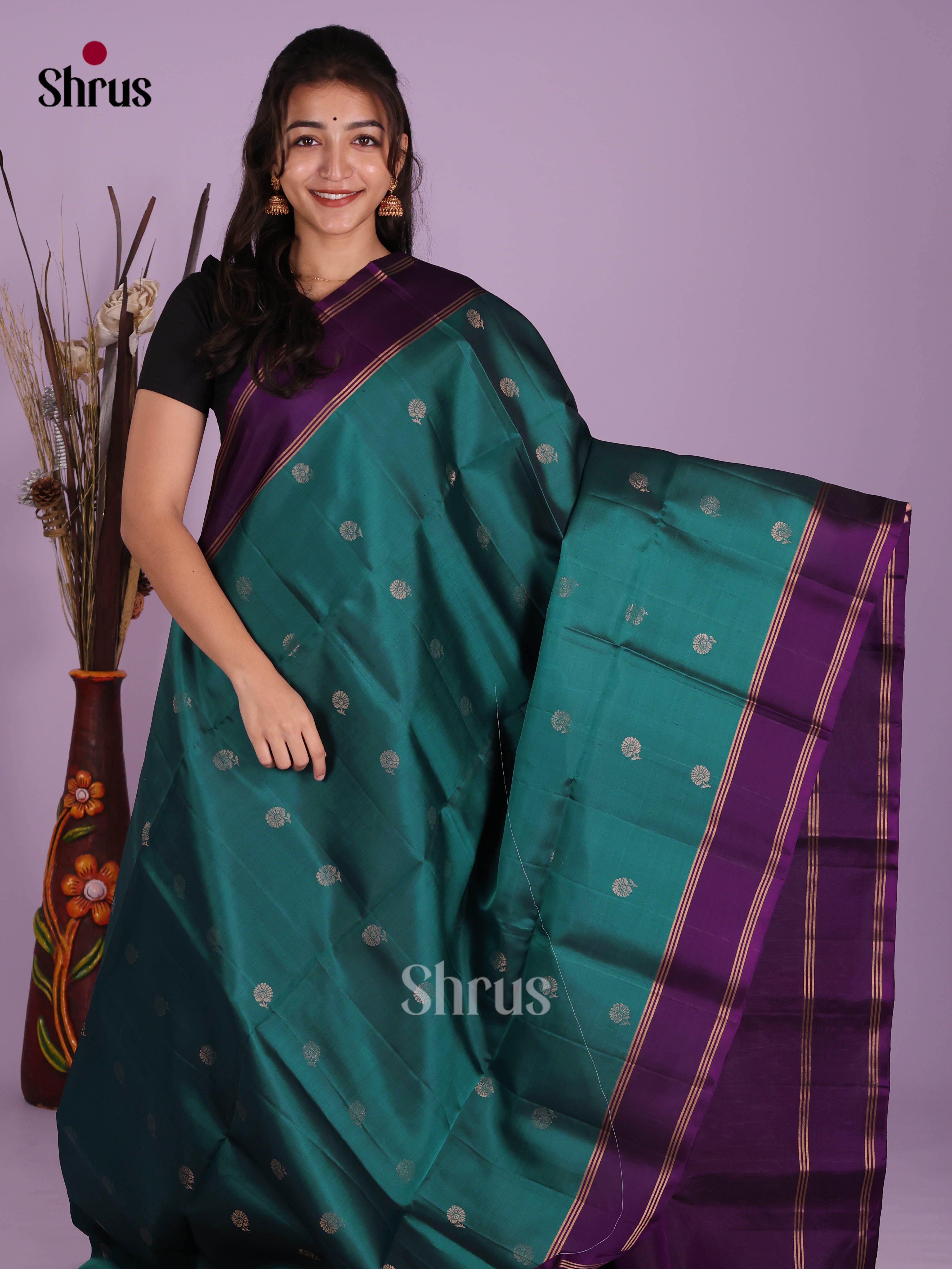 Majestic Blue & Purple Soft Silk  Saree gleams with zari buttas & Rettaipet zari border