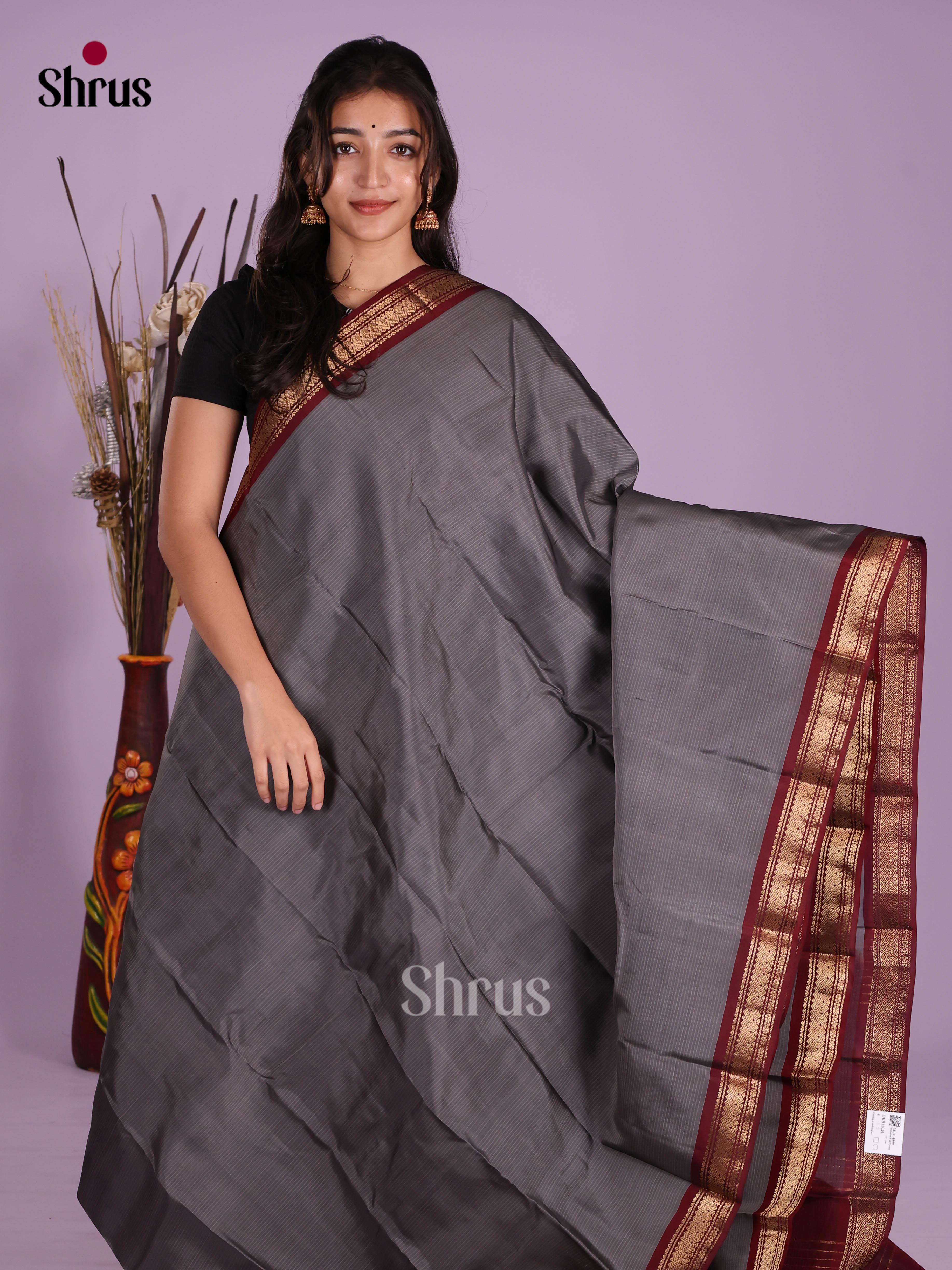 Grey & Maroon - Kanchipuram-halfpure Saree - Shop on Shrus.com