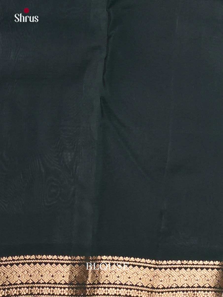 Arakku & Green- Kanchipuram-halfpure Saree