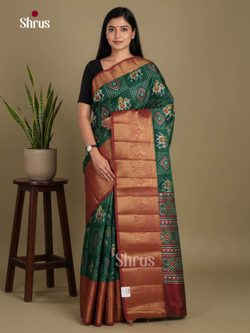 Green & Arakku - Semi Patola Saree