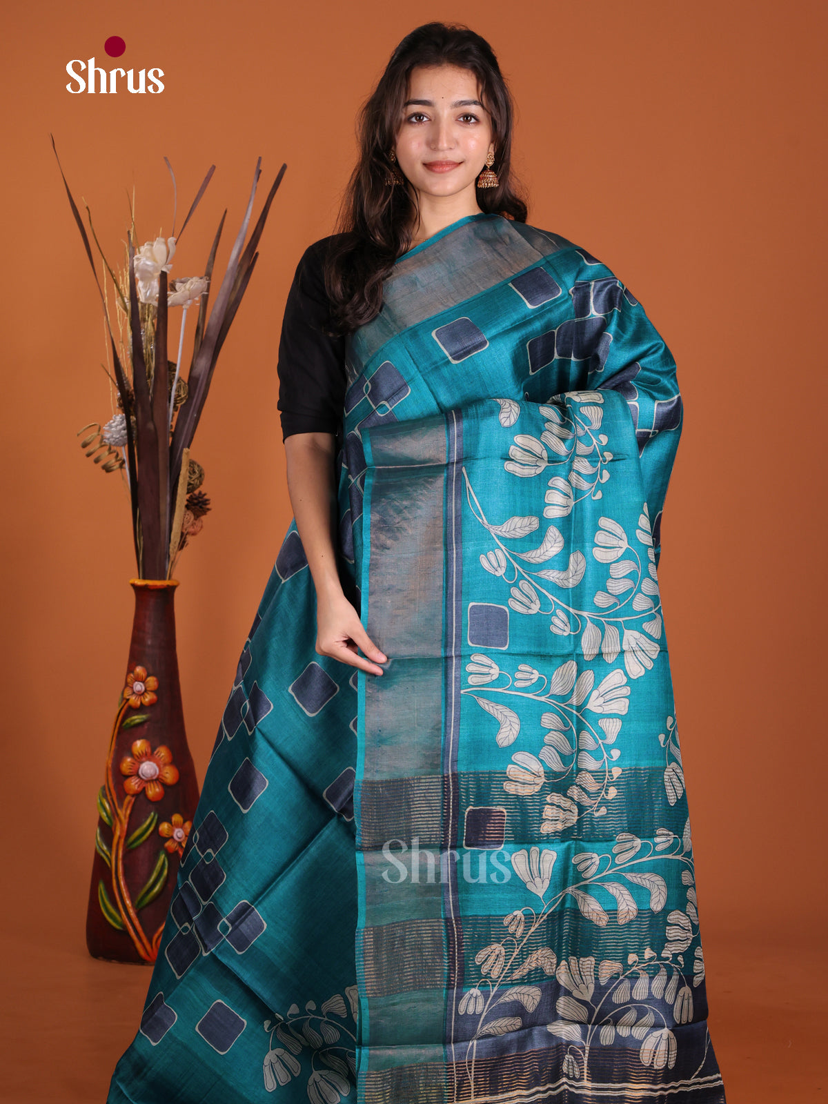 DKS15010 - Printed Tussar Saree