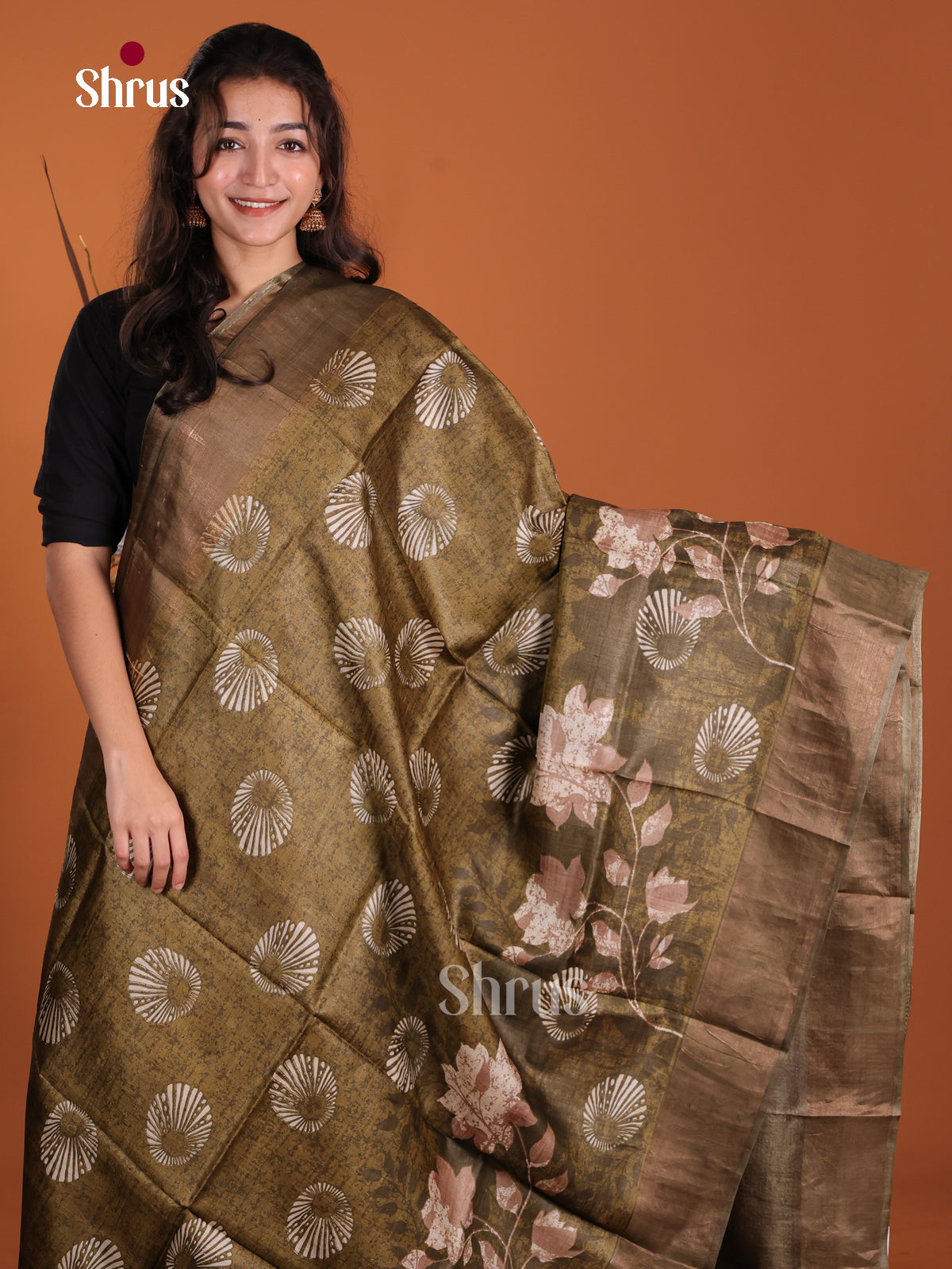 DKS15013 - Printed Tussar Saree - Shop on Shrus.com