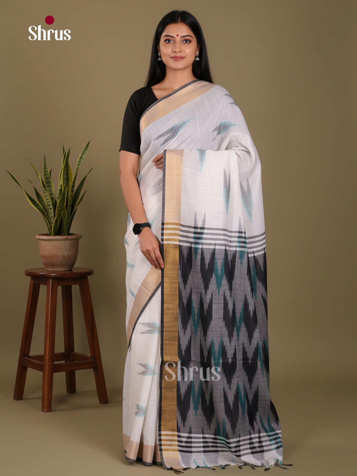 DKS17057 - Semi Ikkat Saree