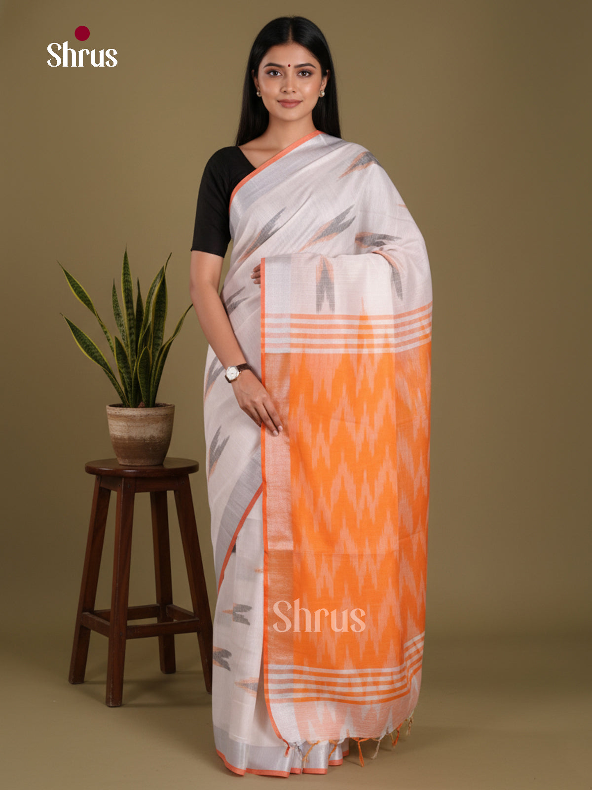 DKS17086 - Semi Ikkat Saree