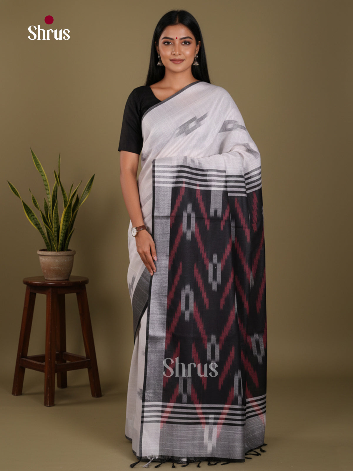 DKS17093 - Semi Ikkat Saree